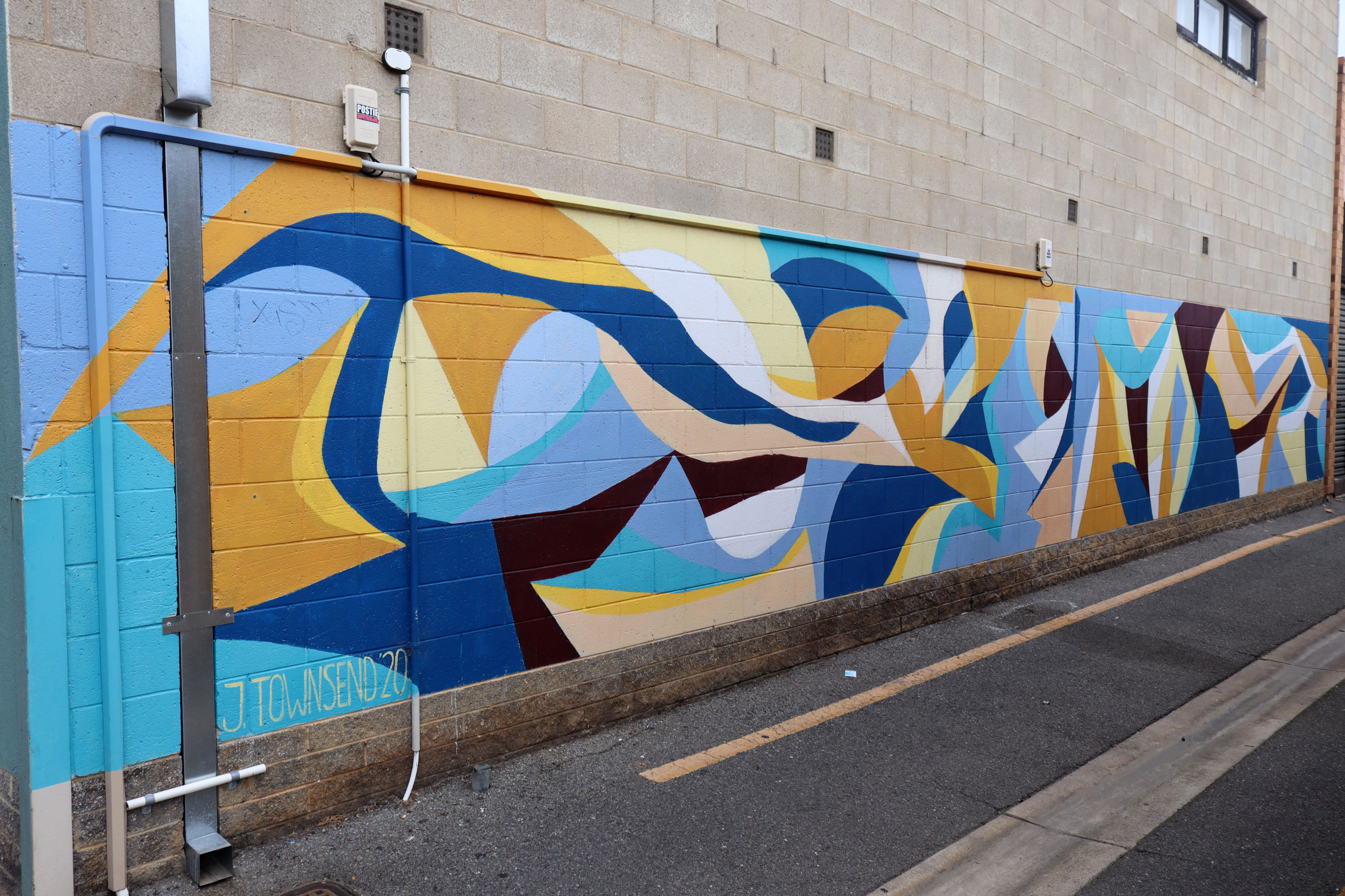 Beach Mural by Julia Townsend | Street Art NSW