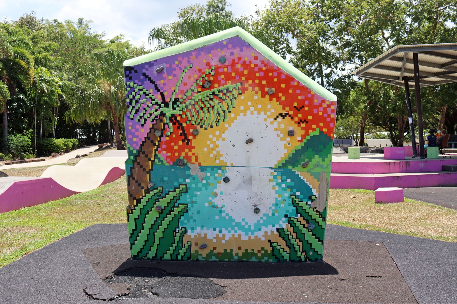Pixel Sunrise/Sk8-O by Daniel Wallwork | Street Art NSW
