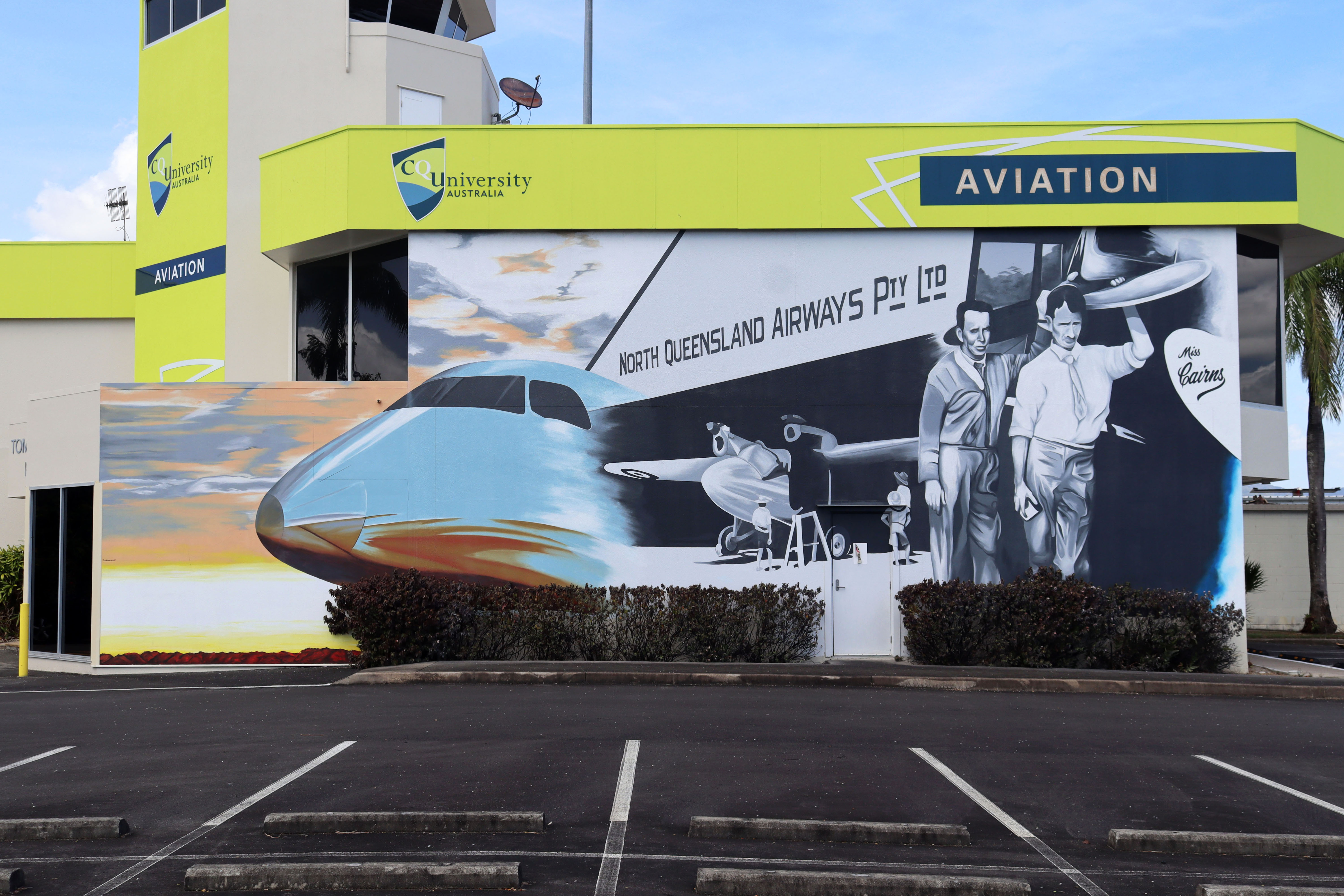 CQ University Mural by Mural Mania | Street Art NSW