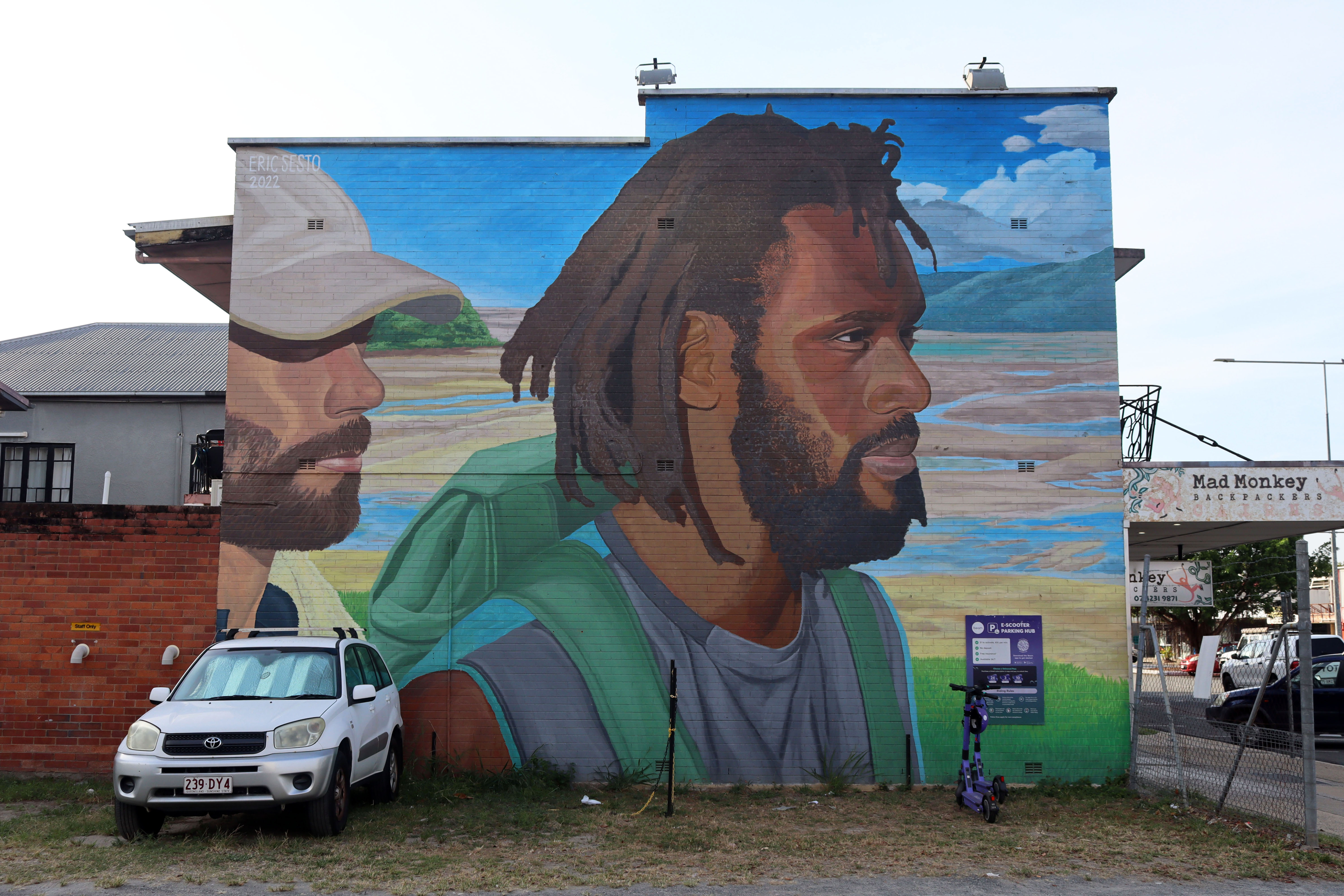 The Tale of Two Travellers in Queensland by Eric Sesto | Street Art NSW