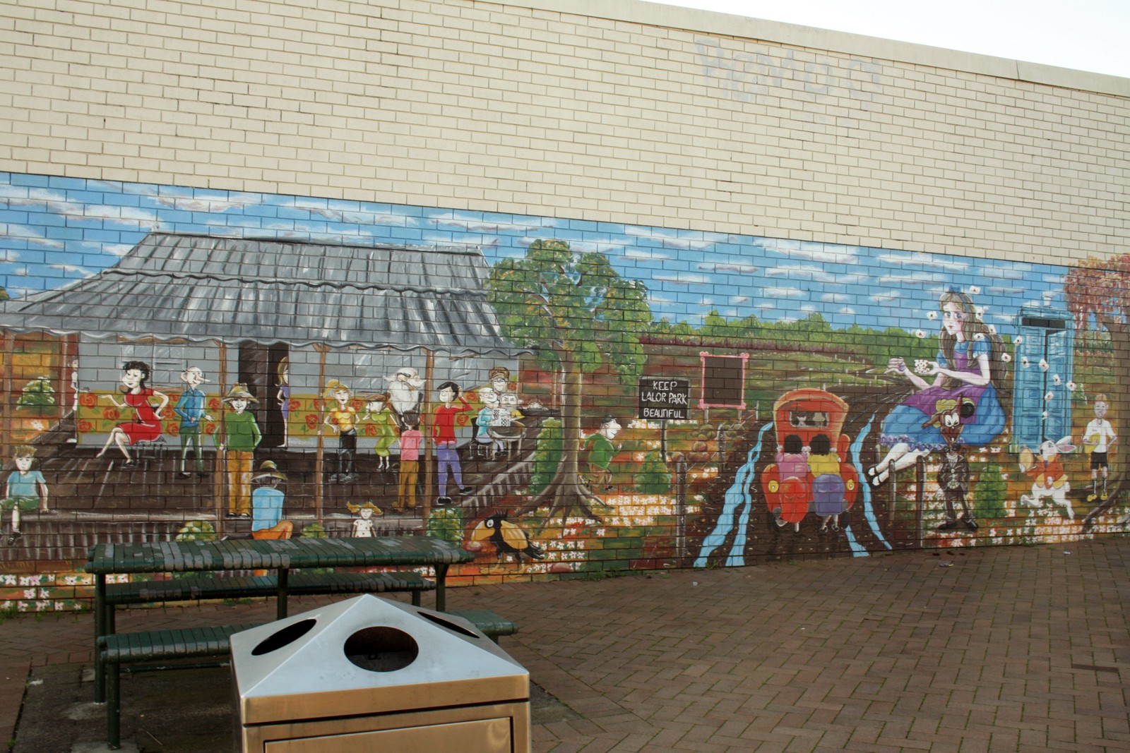 Untitled by Danielle Rawnsley-Galistan | Street Art NSW