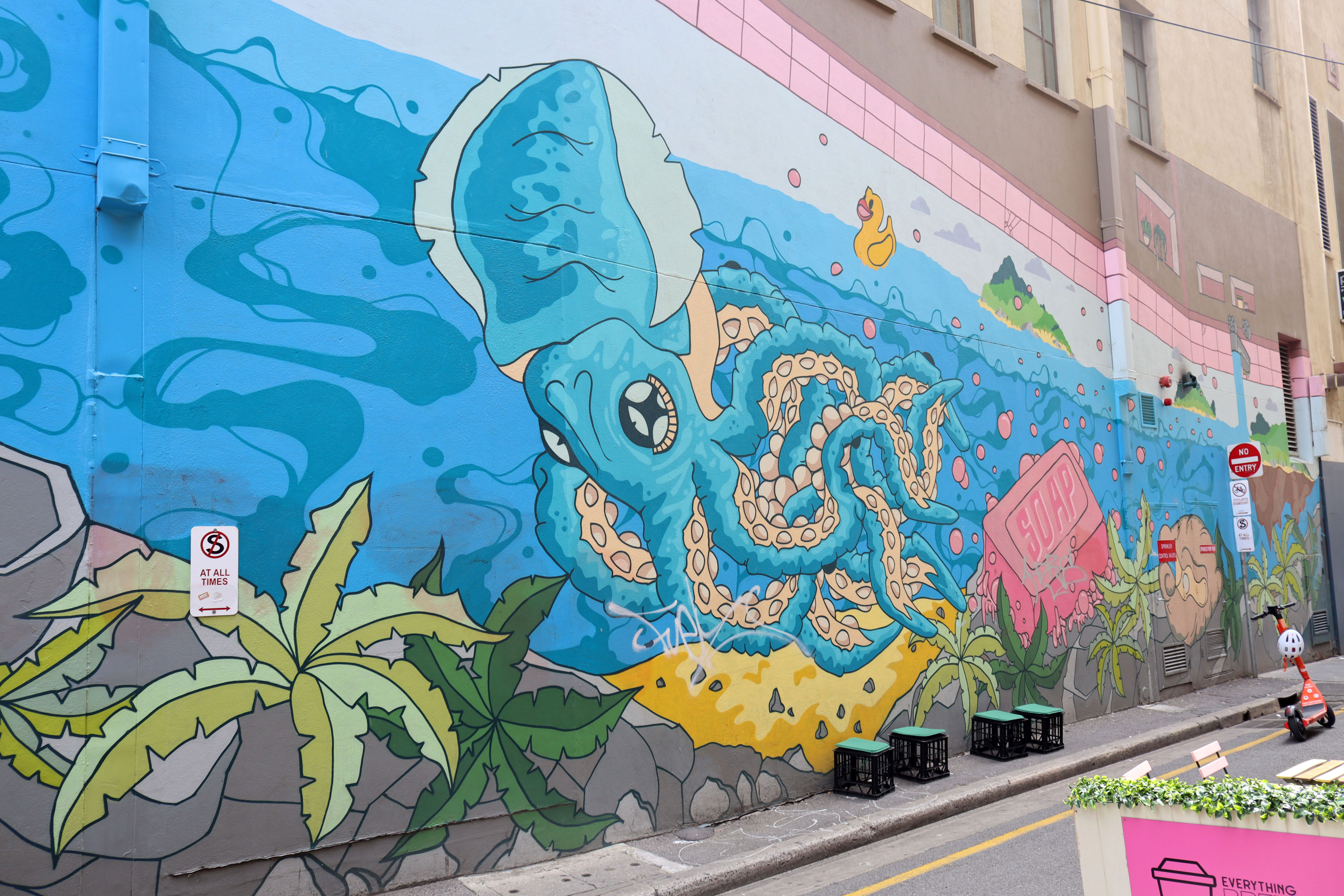 Bathtub Cross Section by 10TKL | Street Art NSW