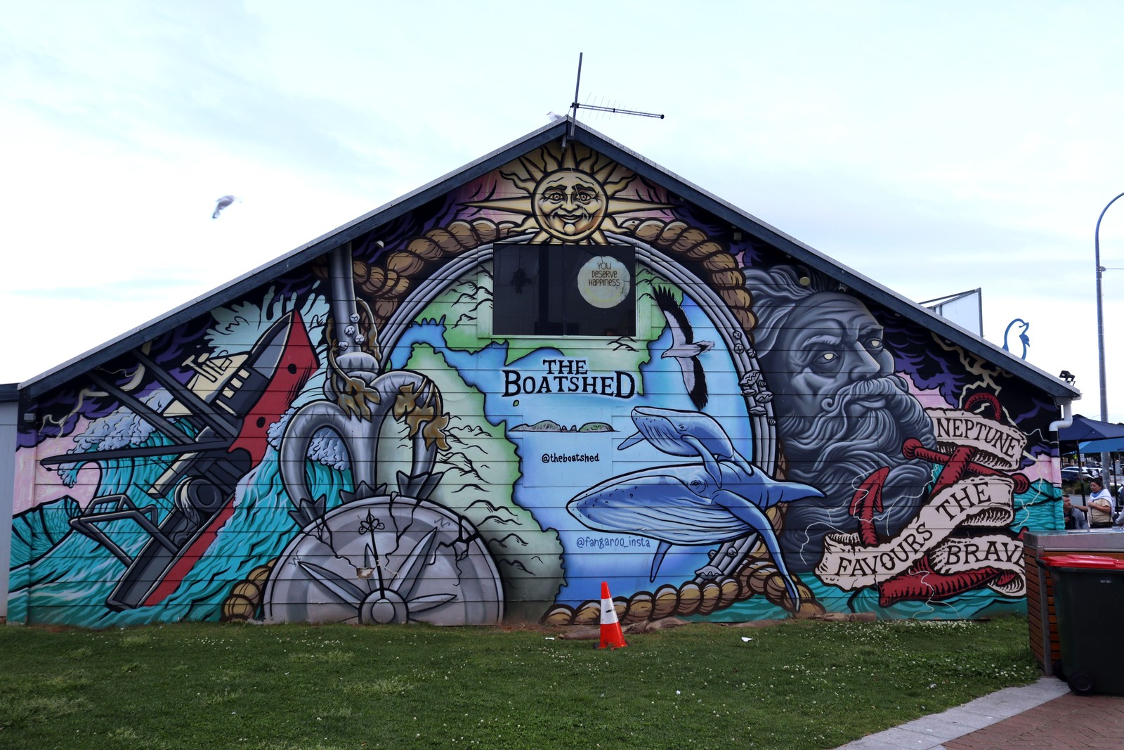 Neptune Favours the Brave by Fangaroo | Street Art NSW