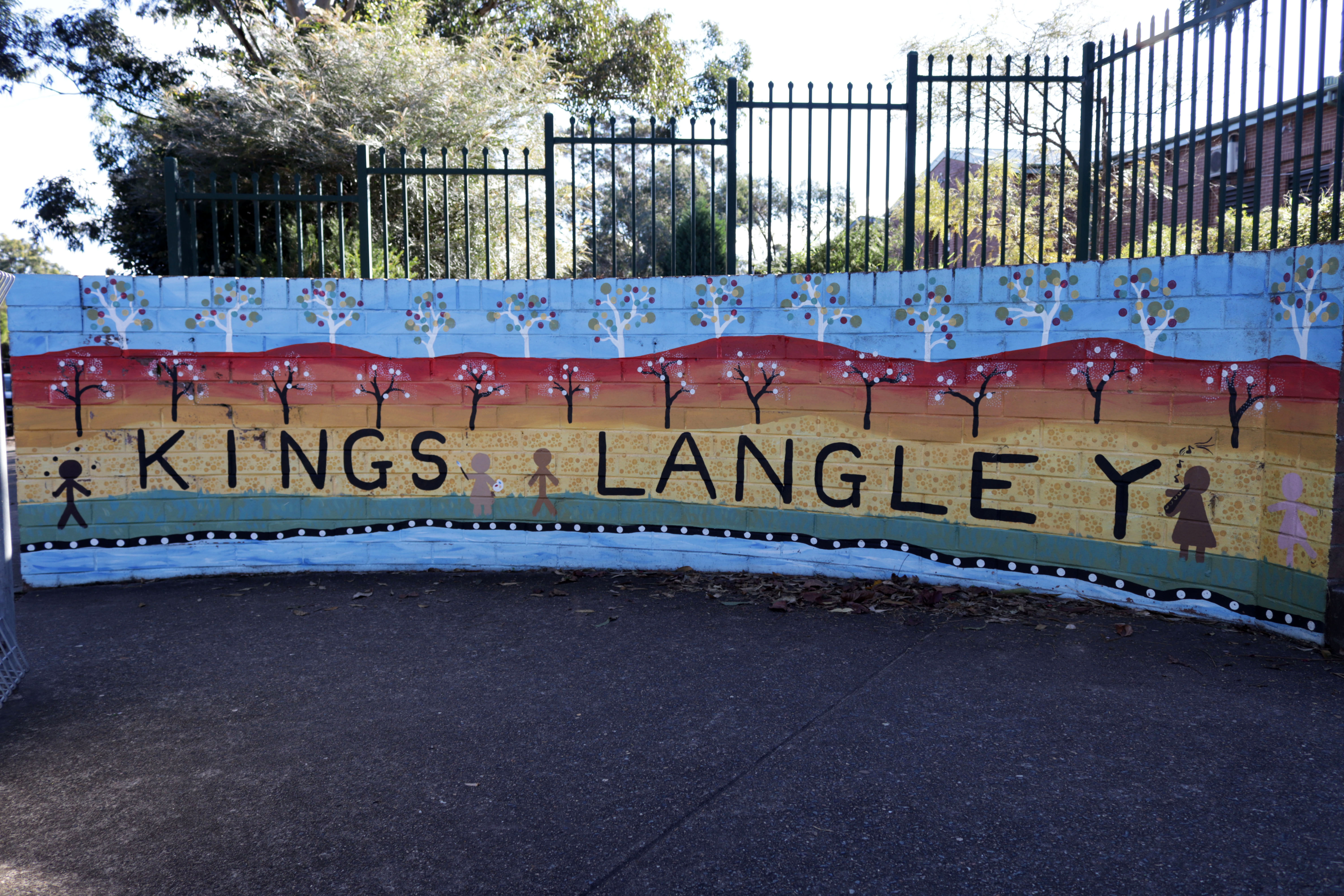 Kings Langley Public School by Elaine Butler | Street Art NSW