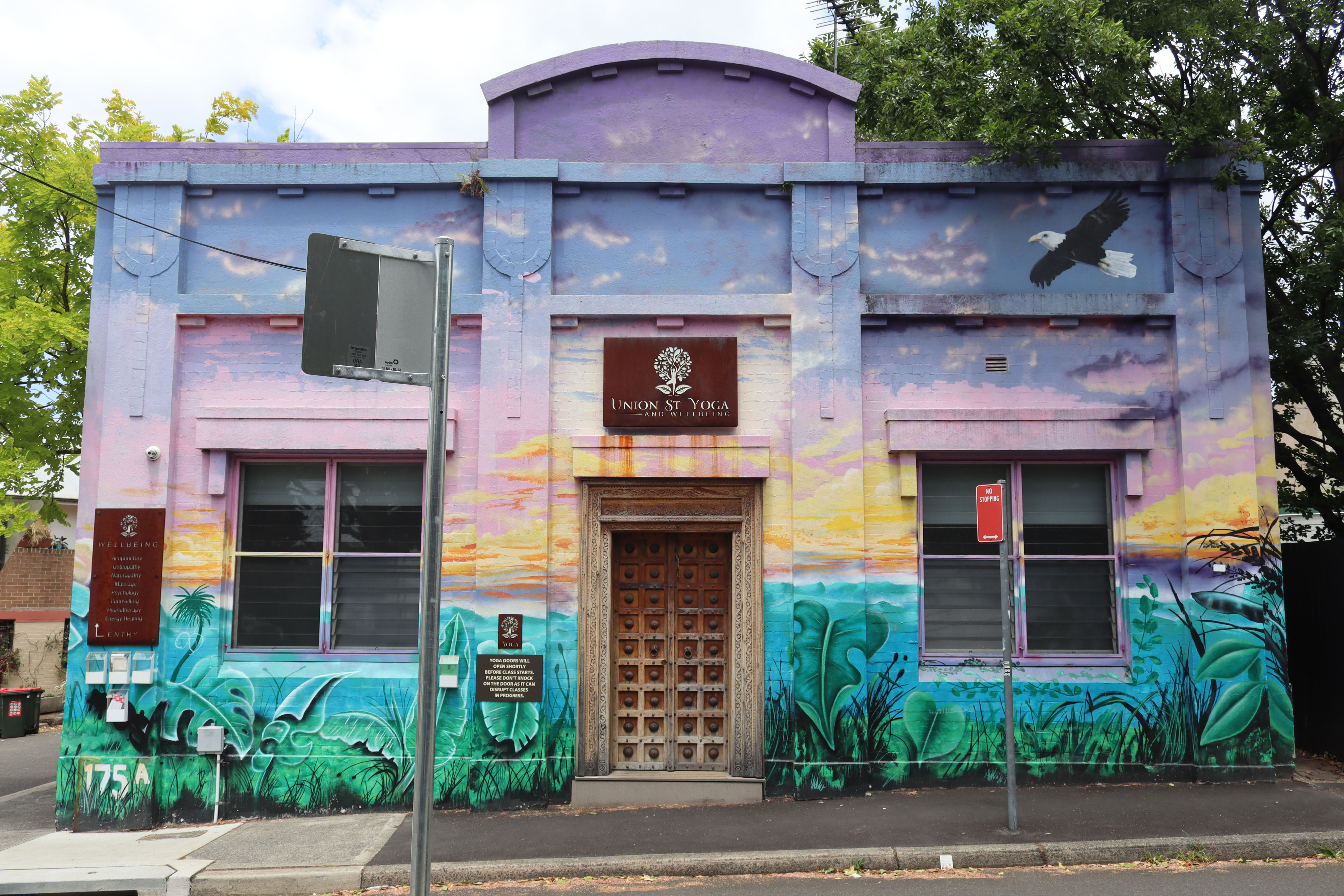 Union St Yoga by Mike Makatron | Street Art NSW