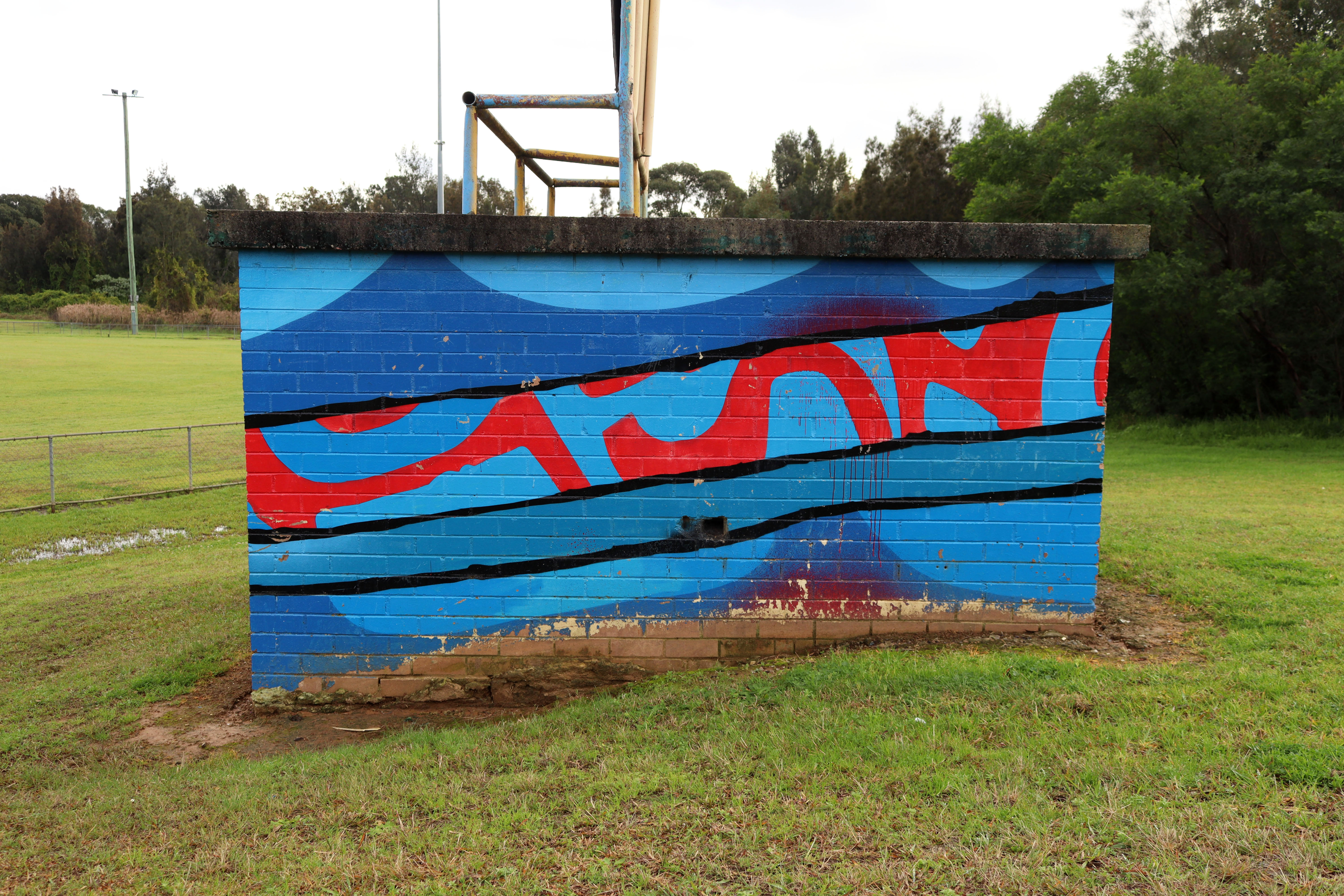 Fades, Fonts and Flintstone Wobbles by Funskull | Street Art NSW