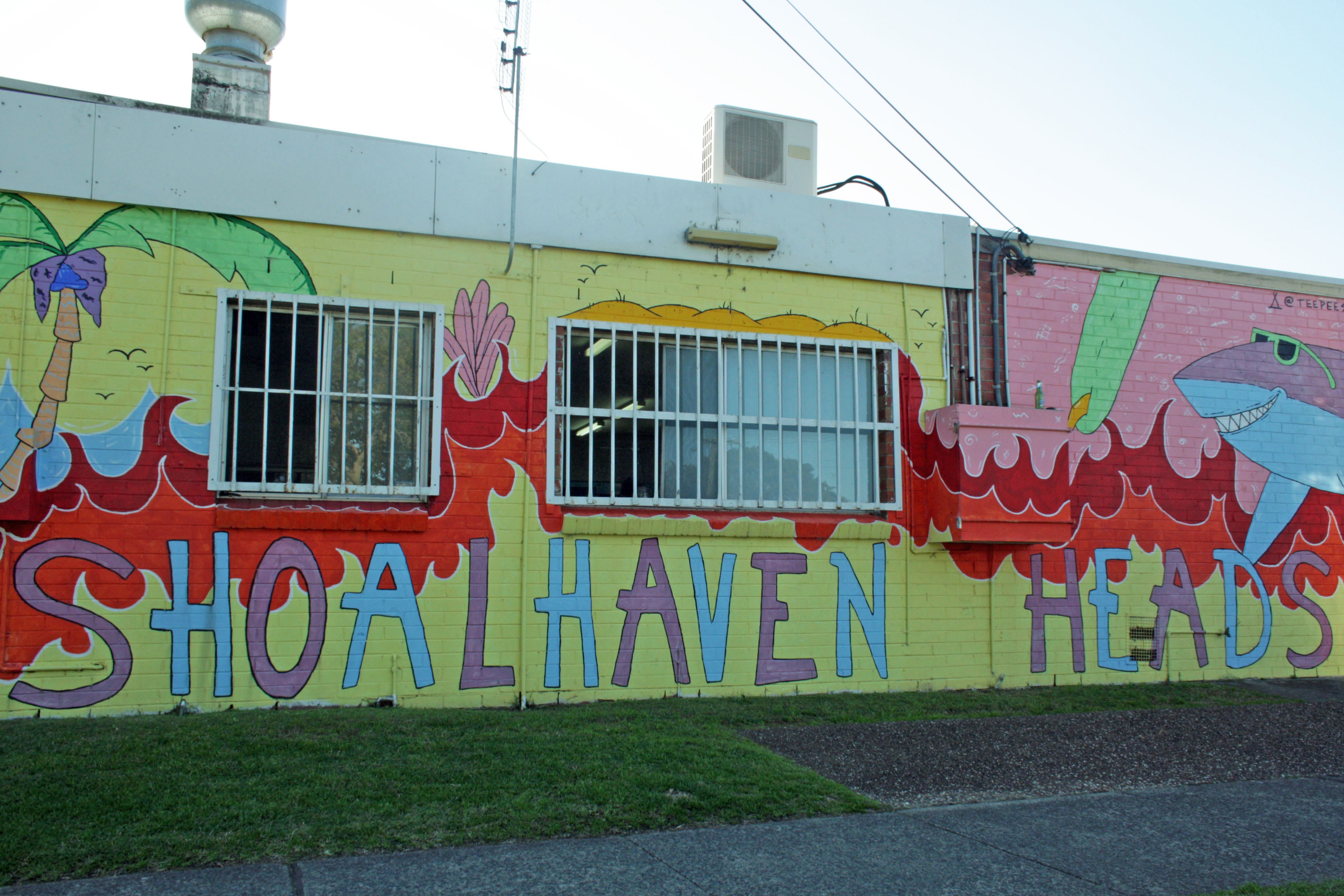 Shoalhaven Heads by TEE-PEE Surf | Street Art NSW