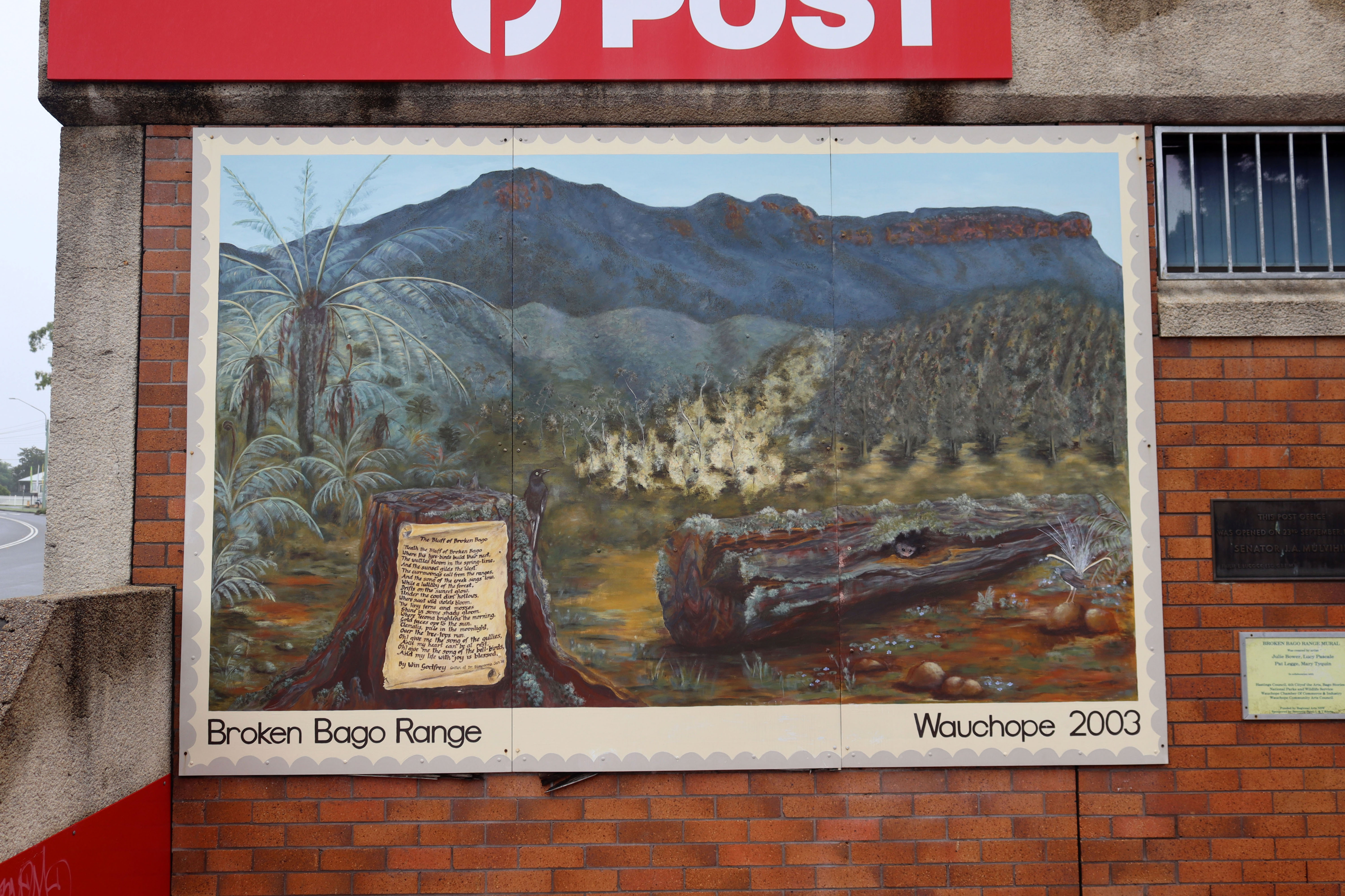 Broken Bago Range by Julie Bower | Street Art NSW