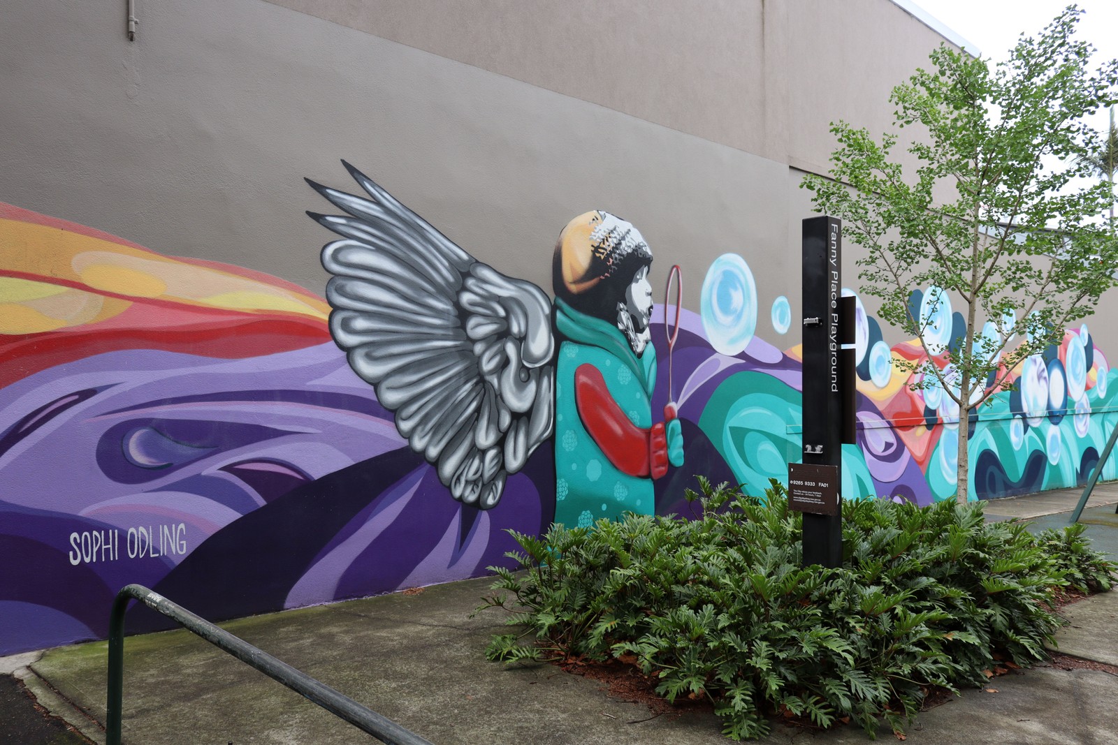 Bubble Girl by Sophi Odling | Street Art NSW