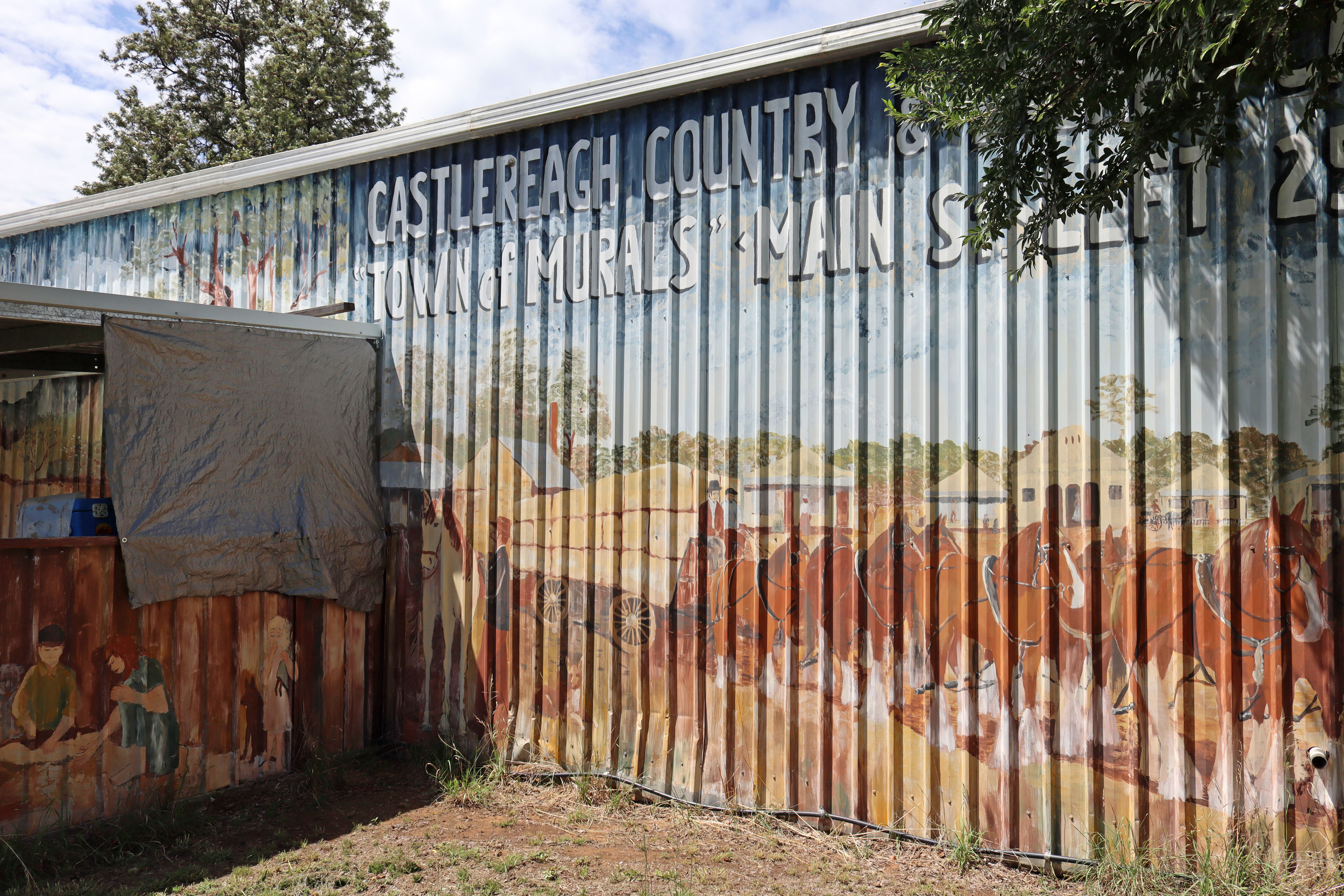 Castlereagh Country & Mural Café