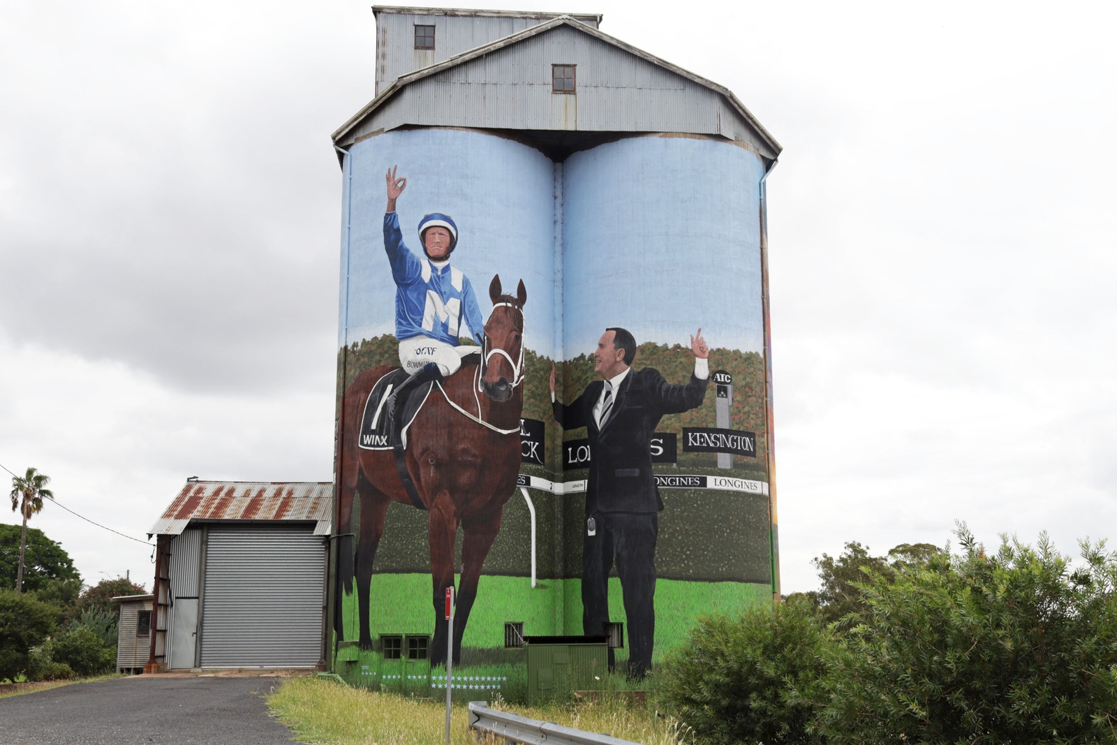 Winx and Hughie Bowman by Peter Mortimore | Street Art NSW
