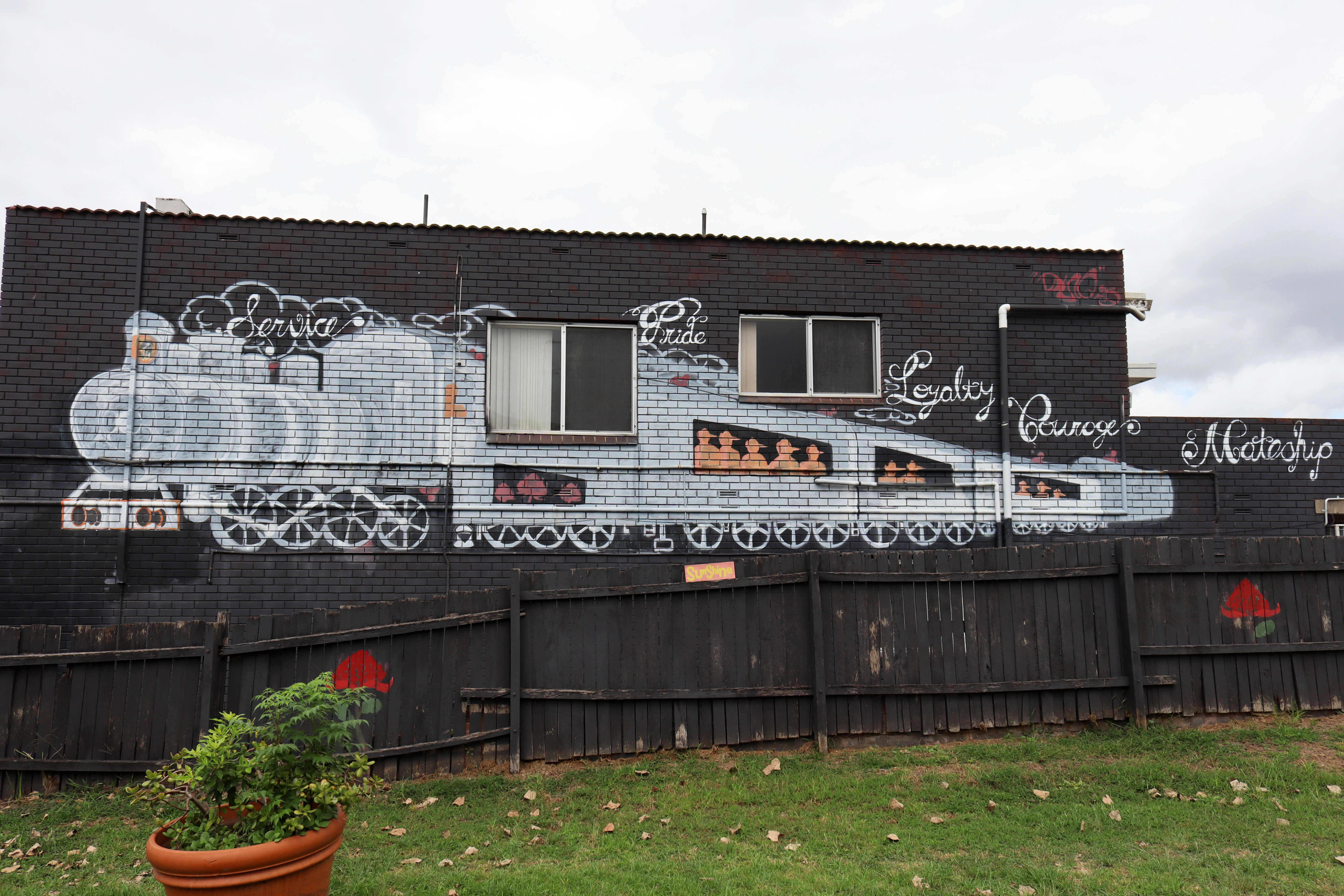 Steam Train by Rob Taunton | Street Art NSW
