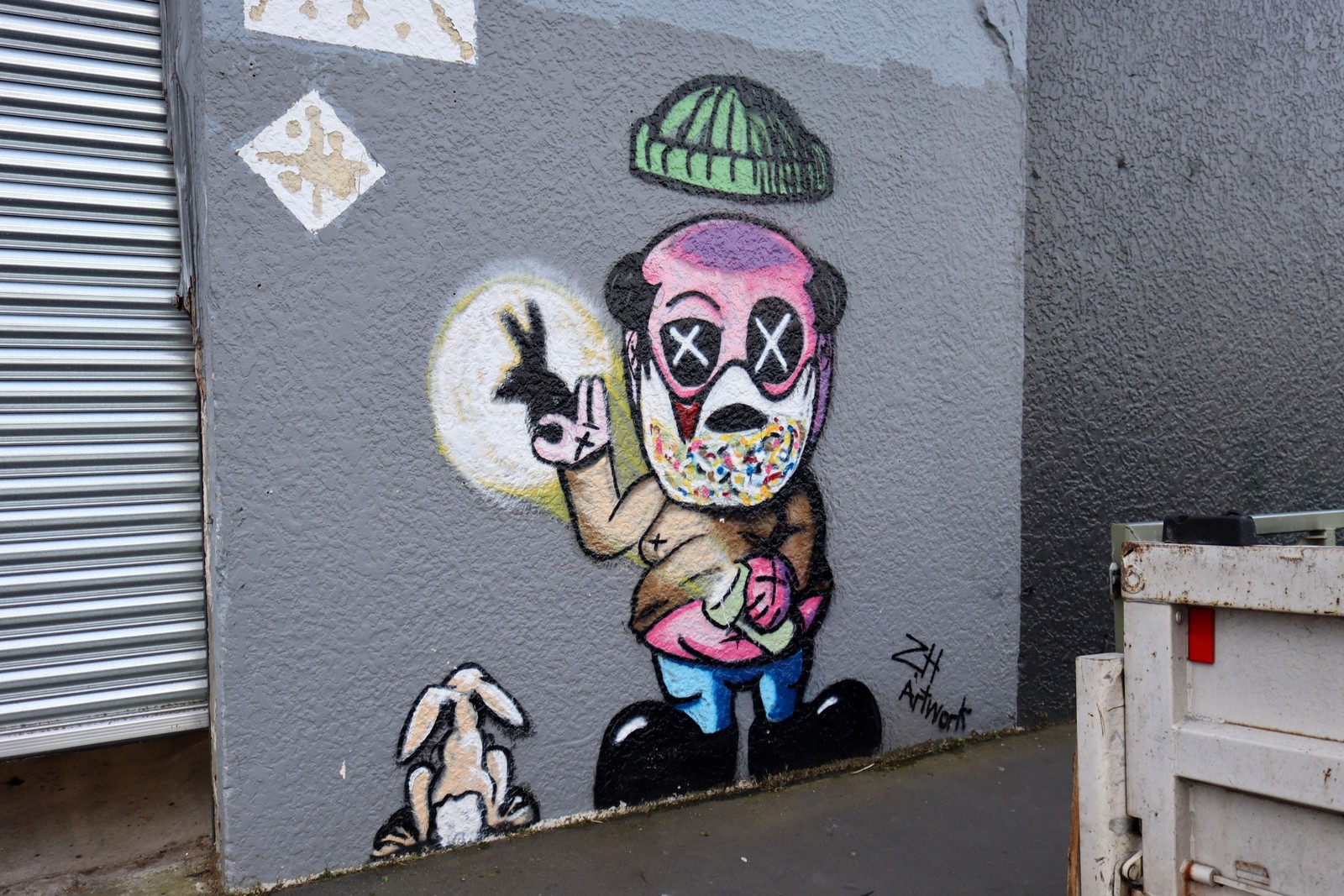 Shadow Puppet by Zachery Hawkins | Street Art NSW