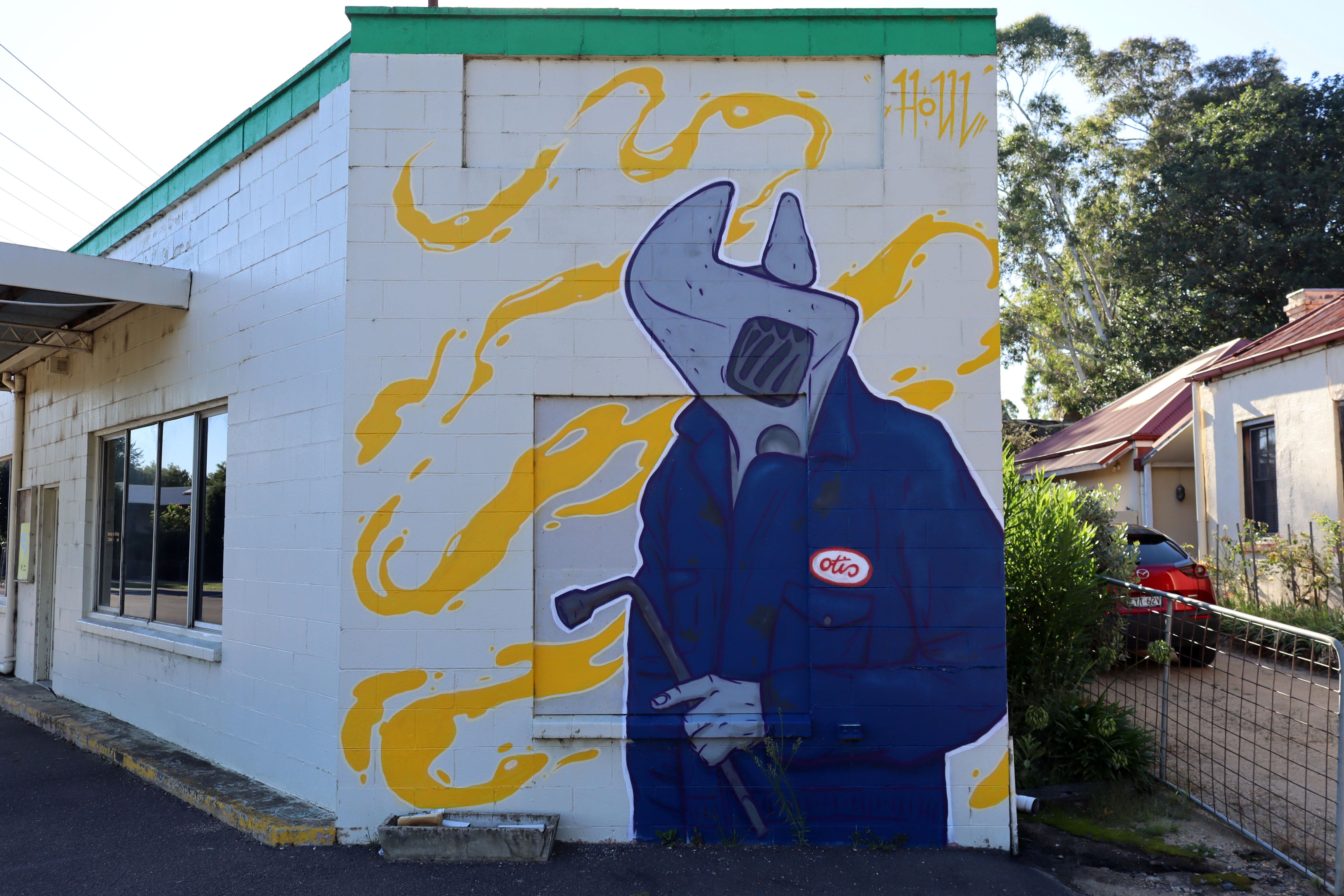 Shifting Spanner by Houl | Street Art NSW