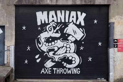 MANIAX