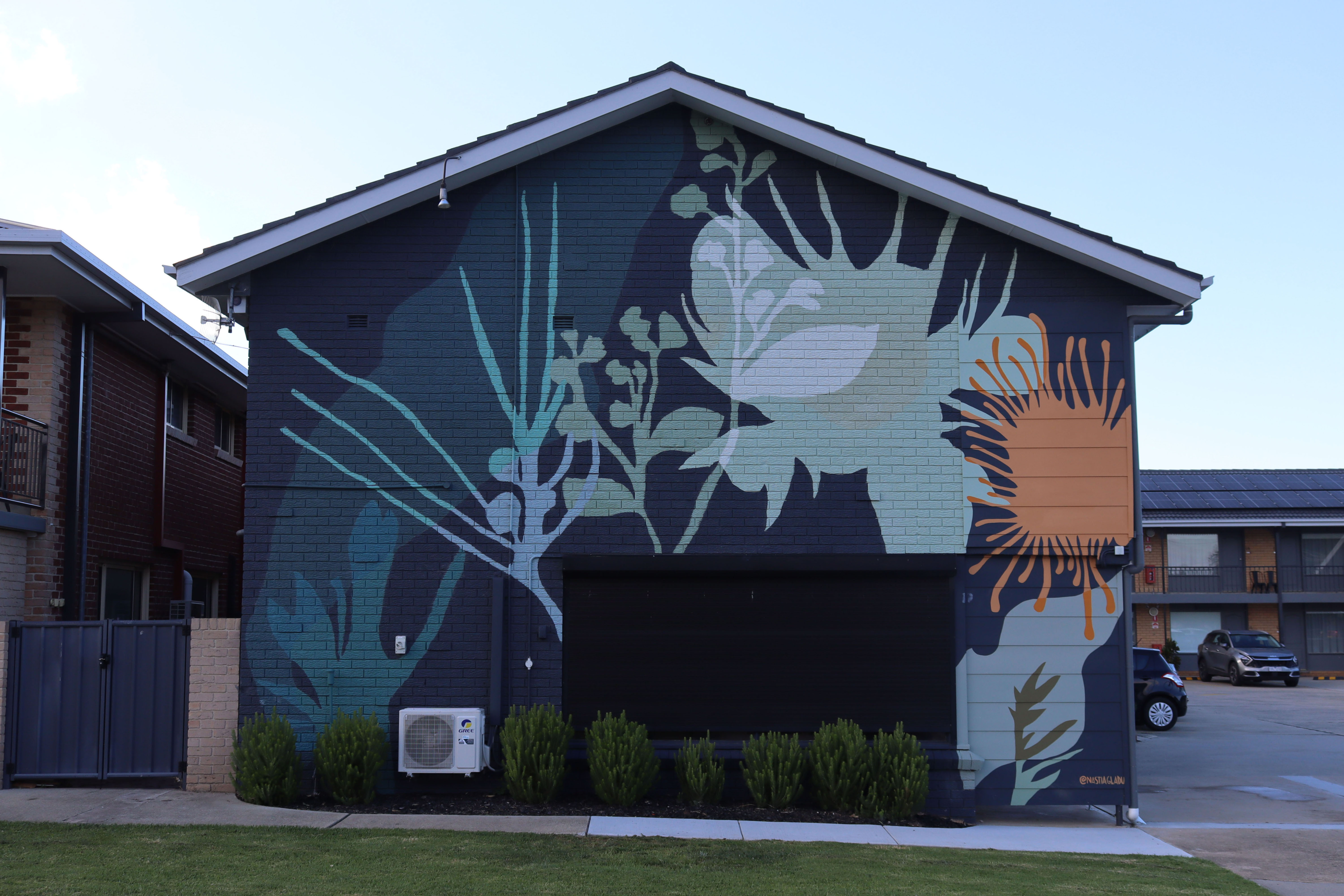 River Motel by Nastia Gladushchenko | Street Art NSW