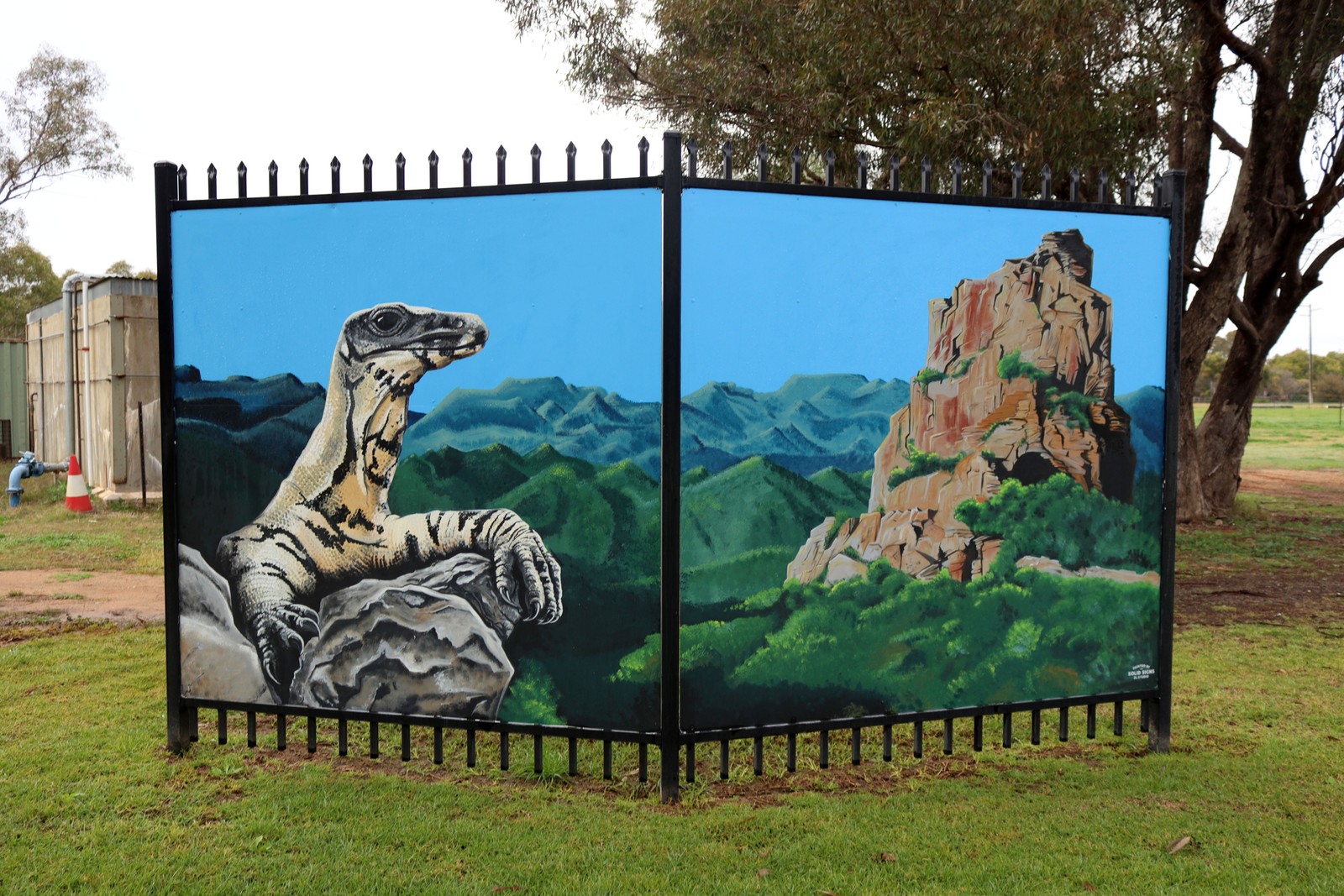 Untitled by Solid Signs | Street Art NSW