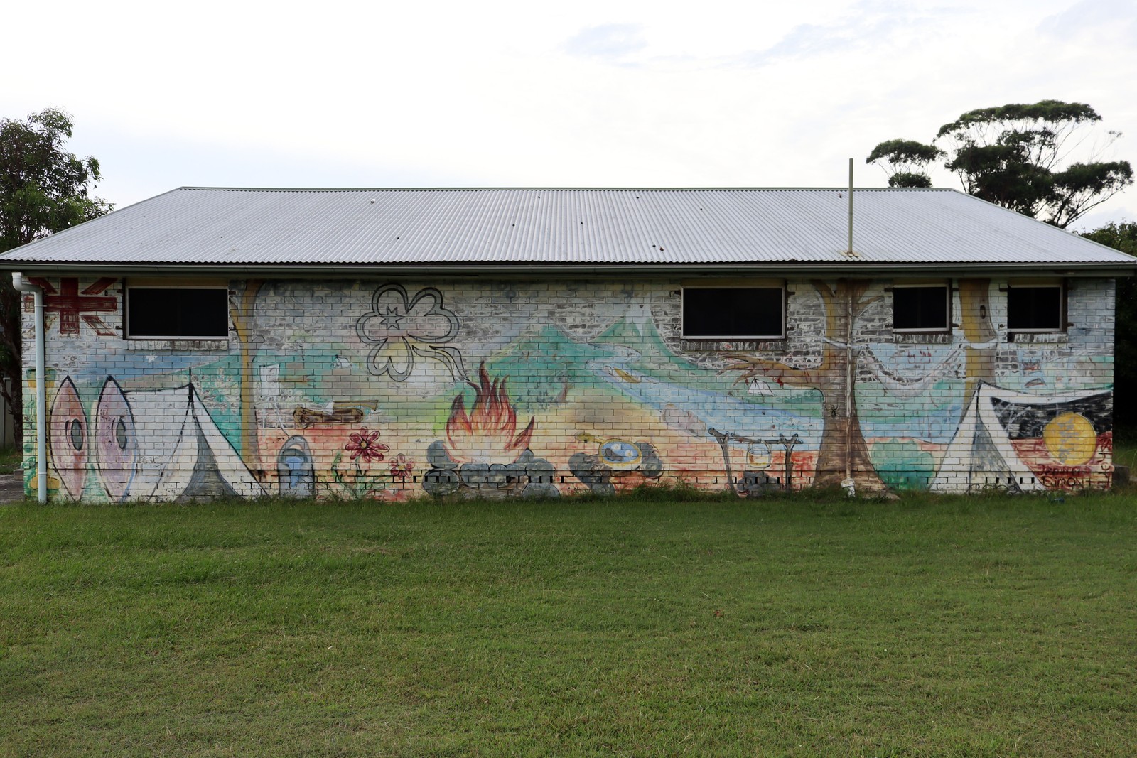 Warilla-Windang District Girl Guides by Jemma Simon | Street Art NSW
