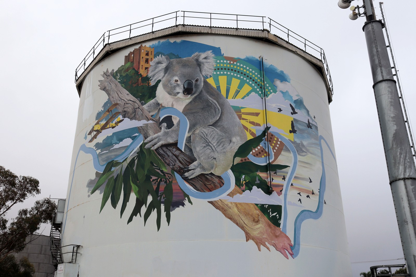 Narrandera Water Tower by Apparition Media | Street Art NSW