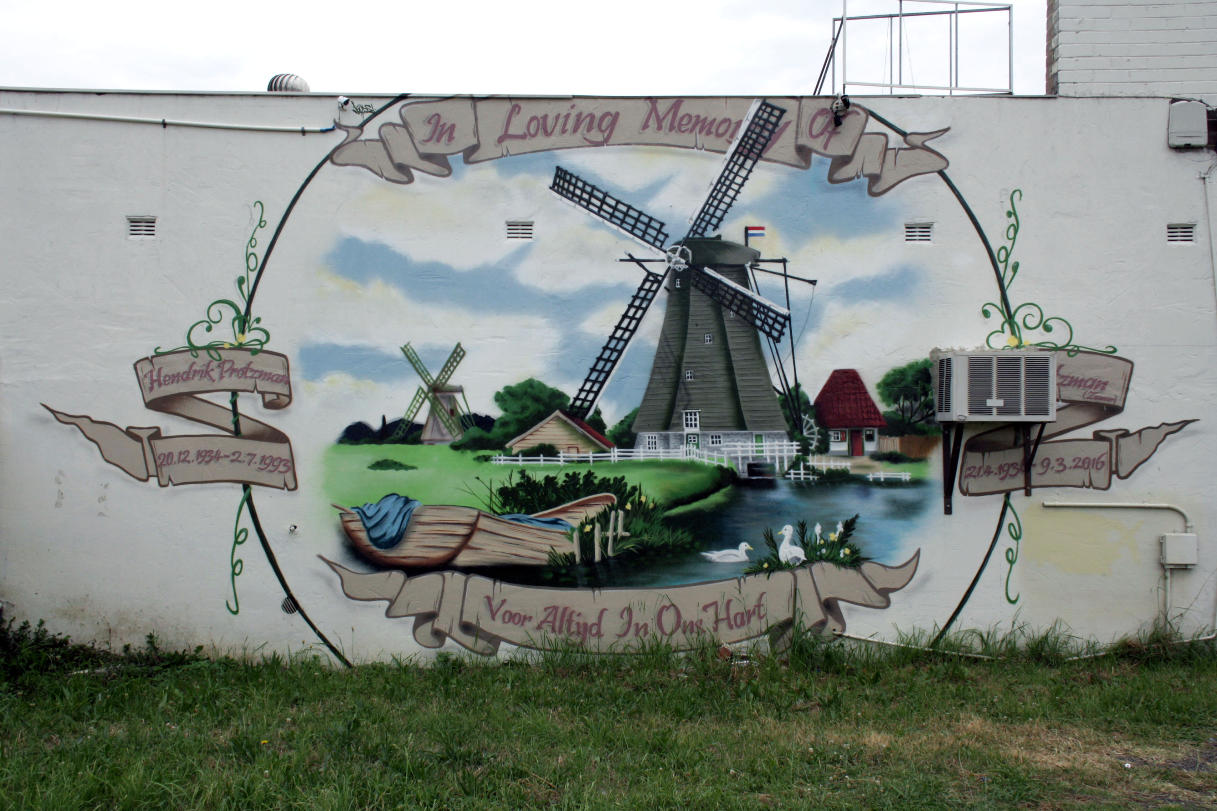 Yoor Altijd in Ons Hart by Kode | Street Art NSW