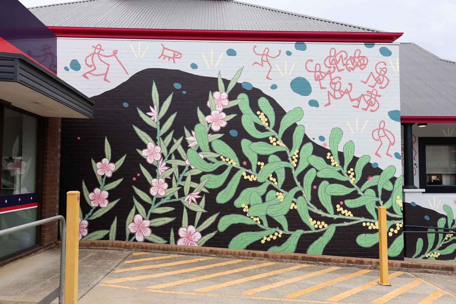 Armidale Community Support Hub by Tom Civil | Street Art NSW