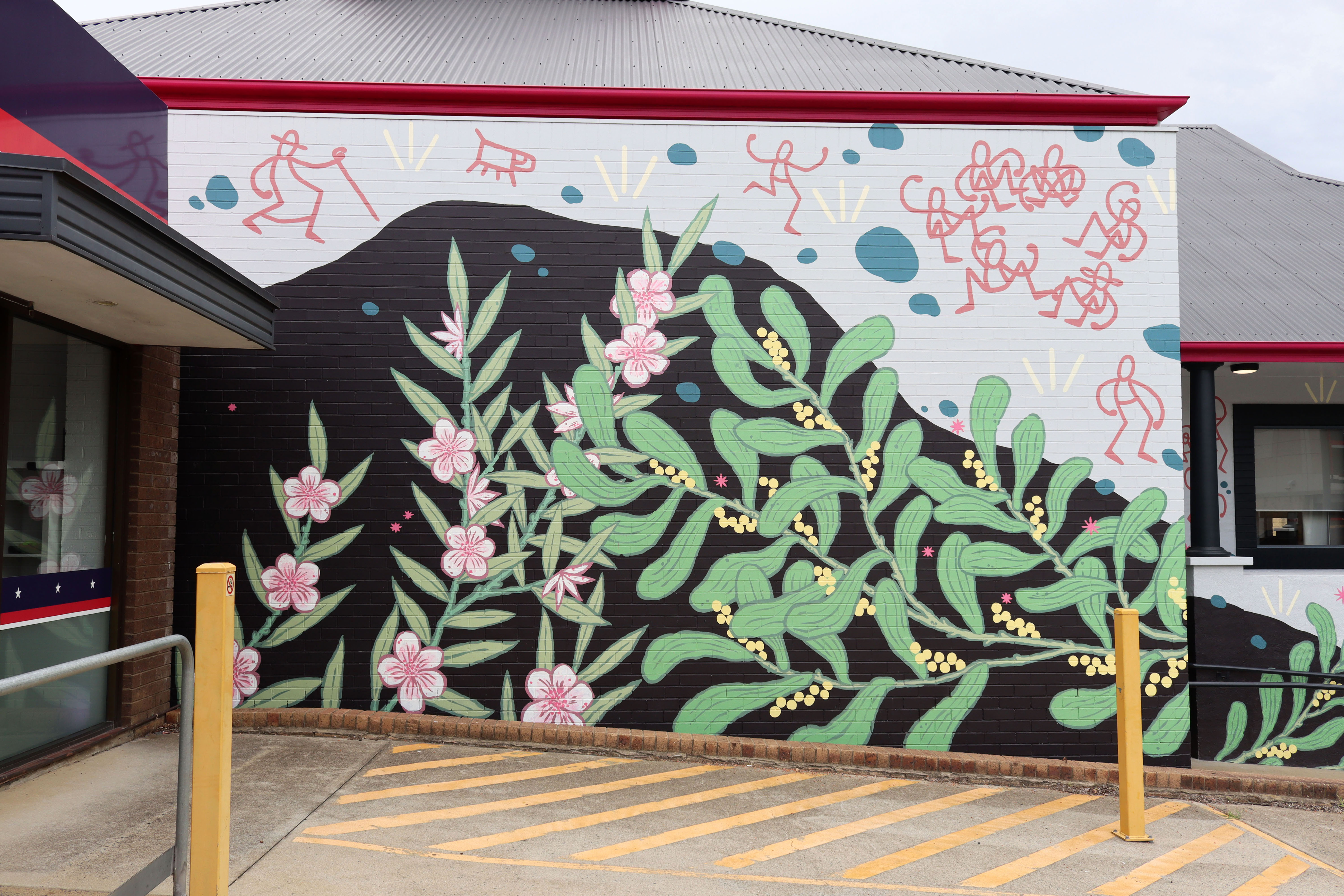 Armidale Community Support Hub by Tom Civil | Street Art NSW
