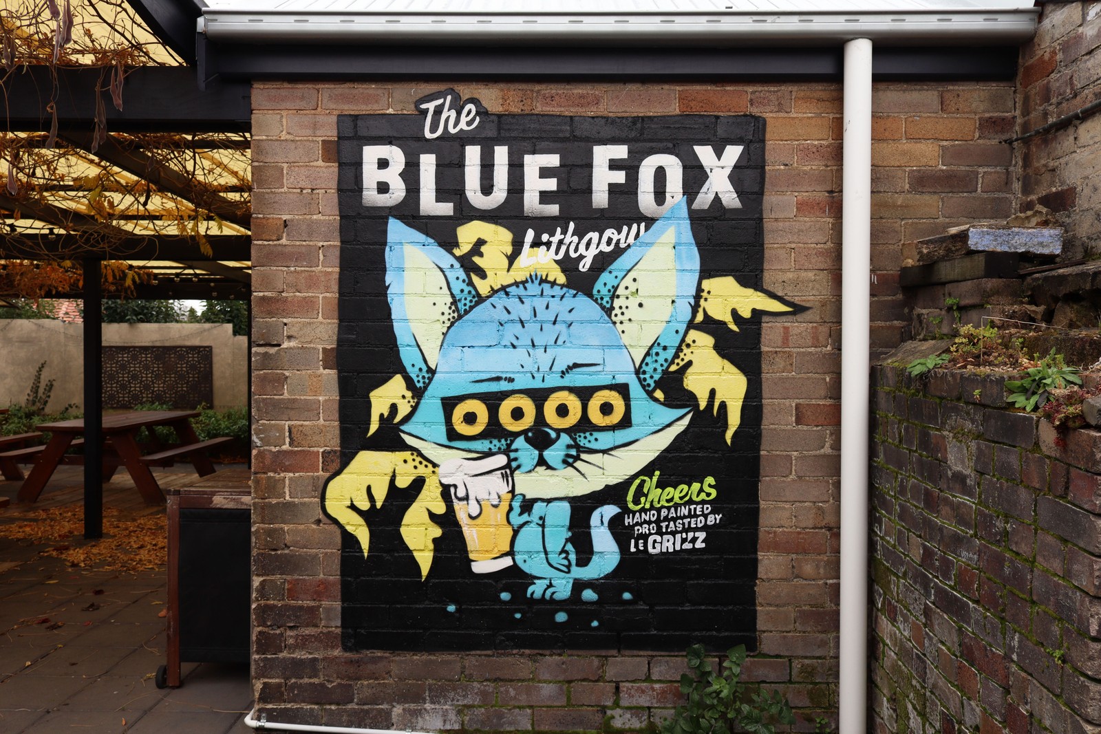 The Blue Fox Lithgow by Le Grizz | Street Art NSW