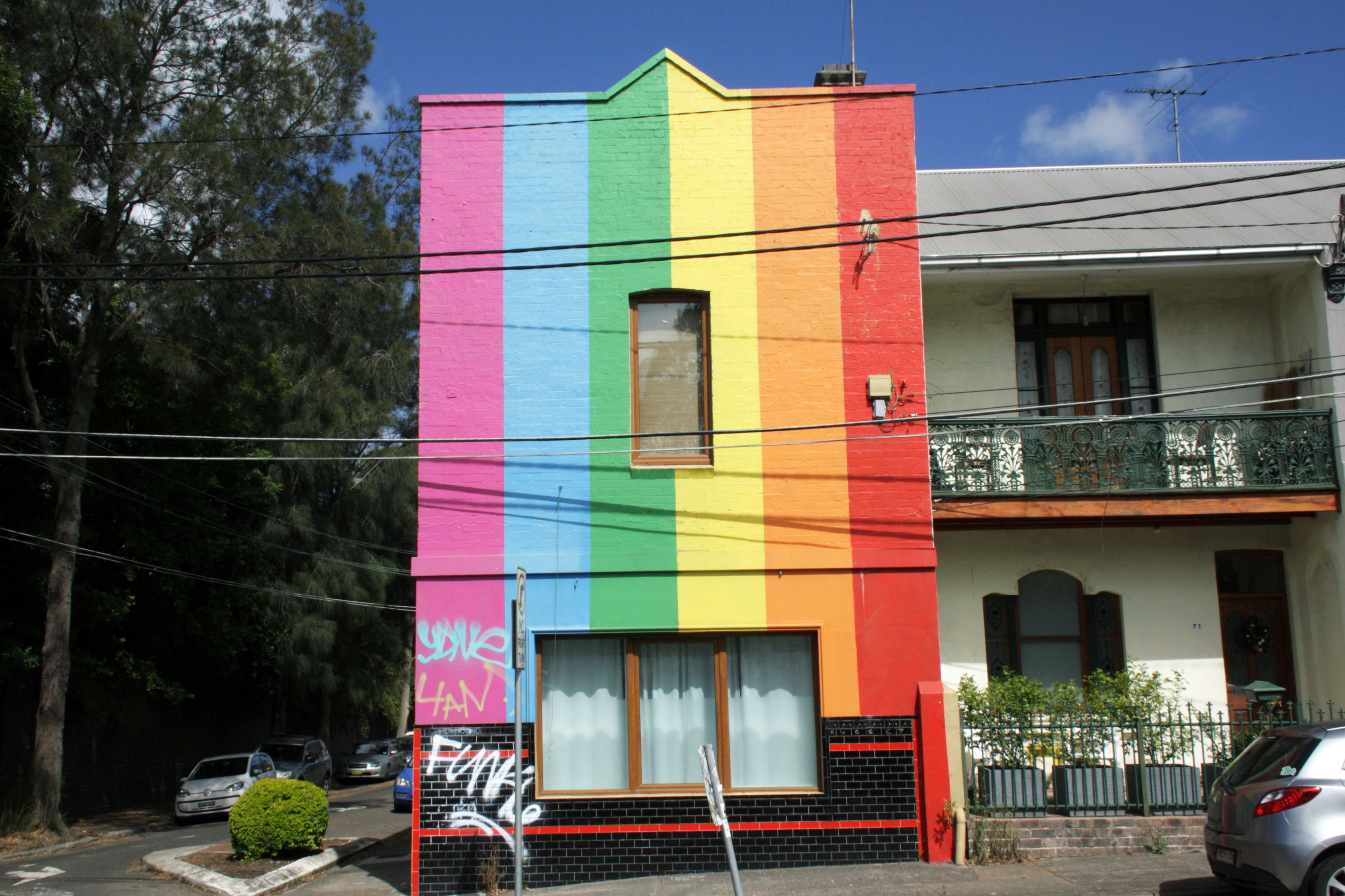 Rainbow House | Street Art NSW