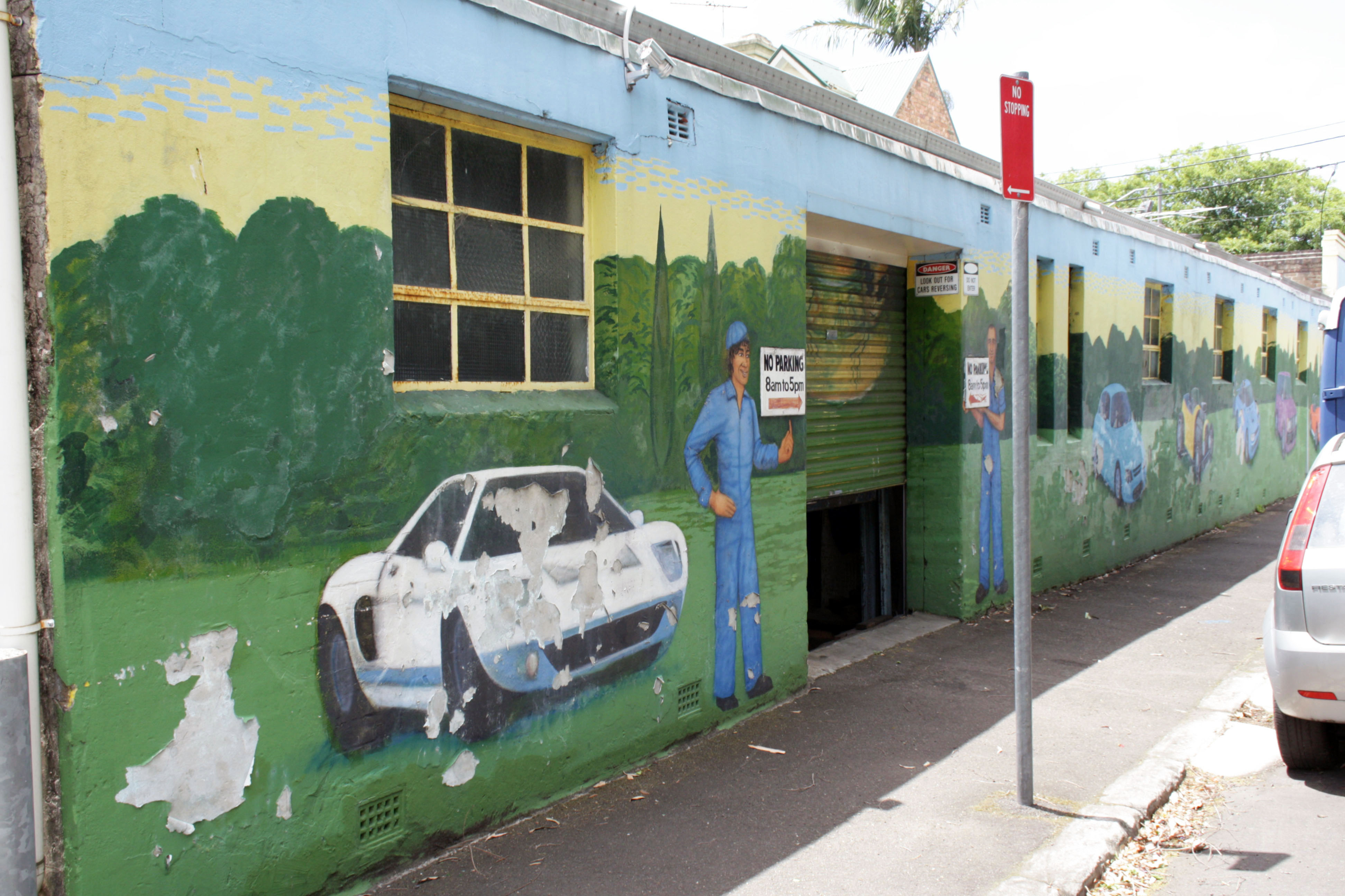Untitled by Robin Martin | Street Art NSW