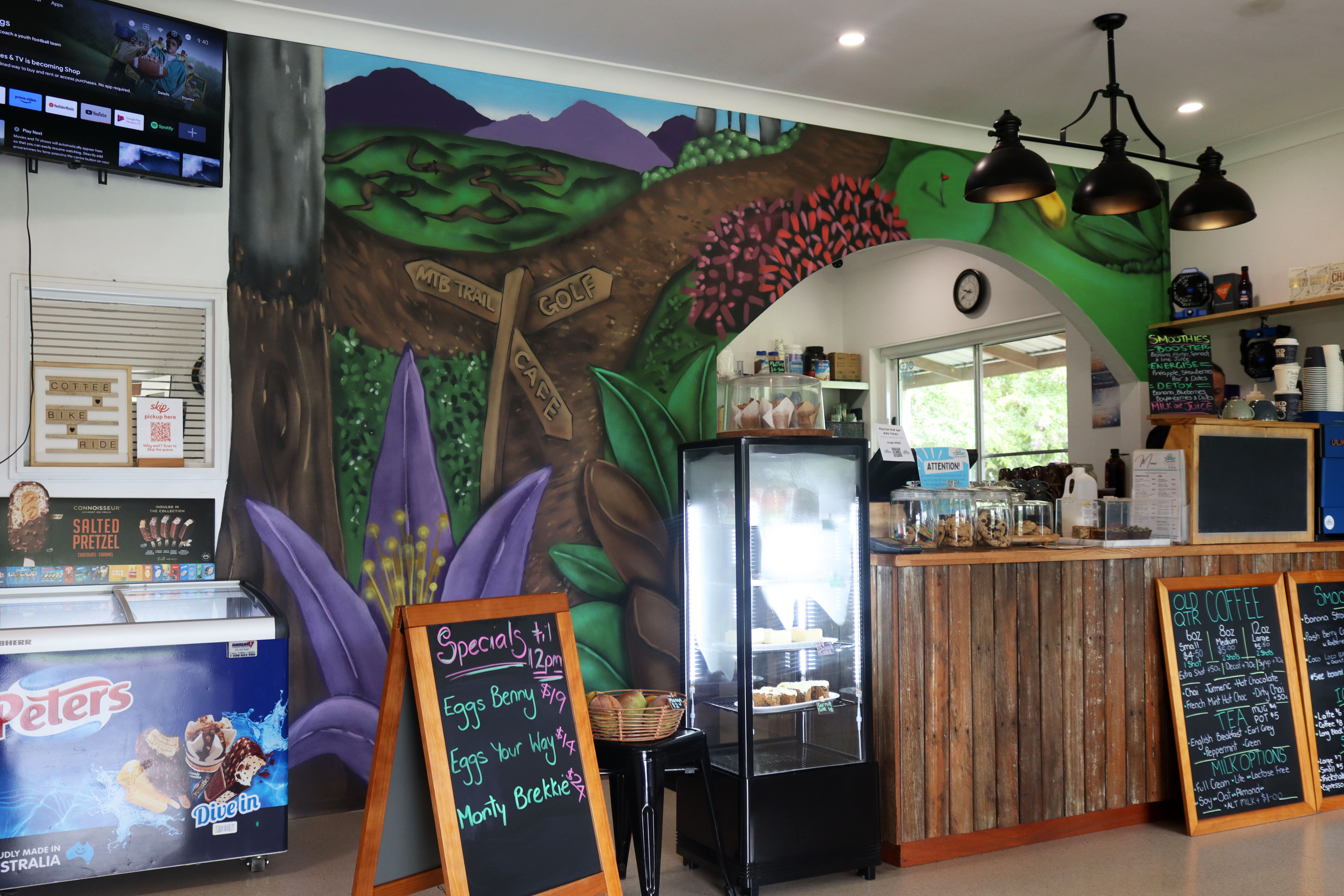 Montem Hub Cafe by Damon Moroney | Street Art NSW