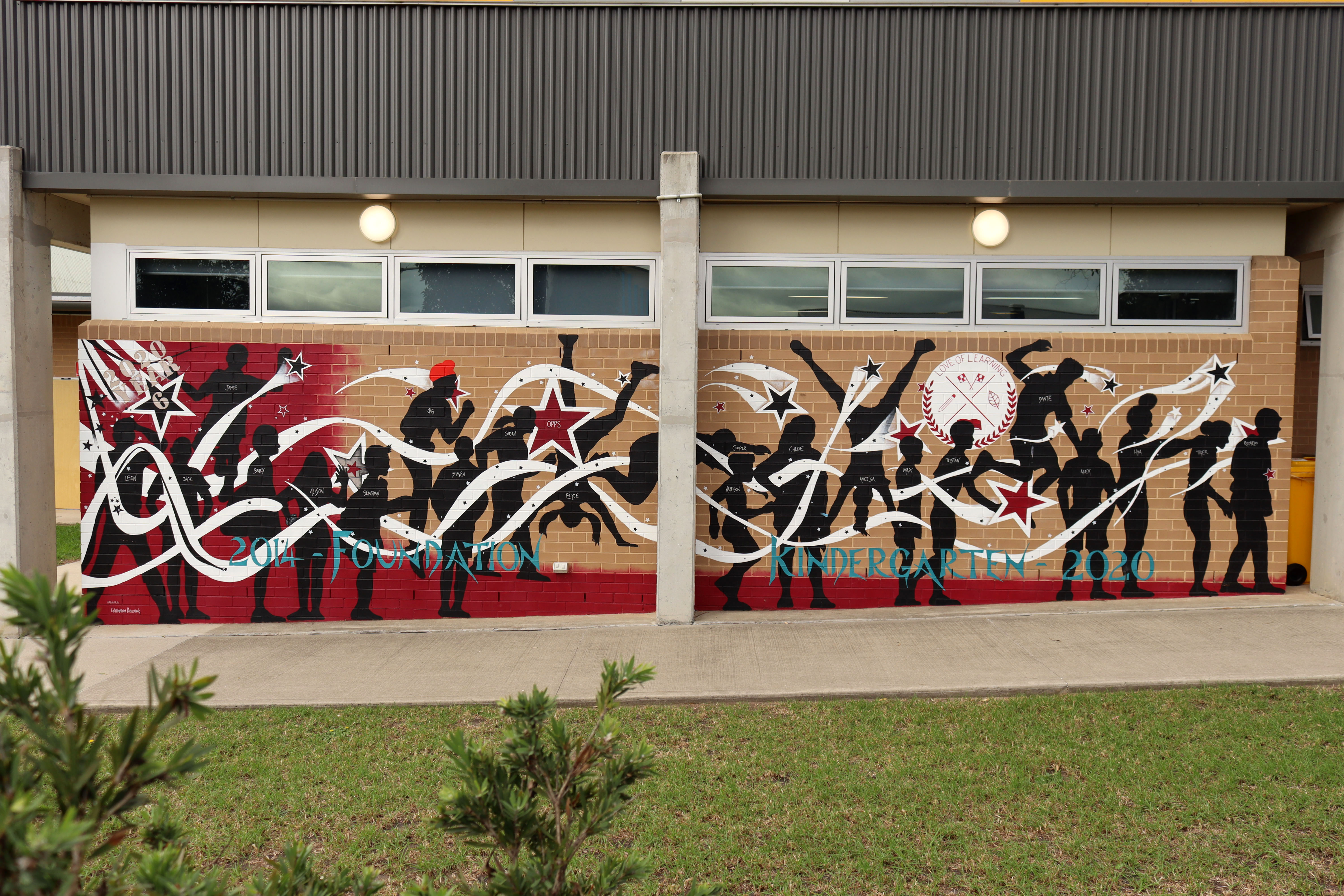 Inaugural Year 6 Mural by Enthorium Publishing | Street Art NSW