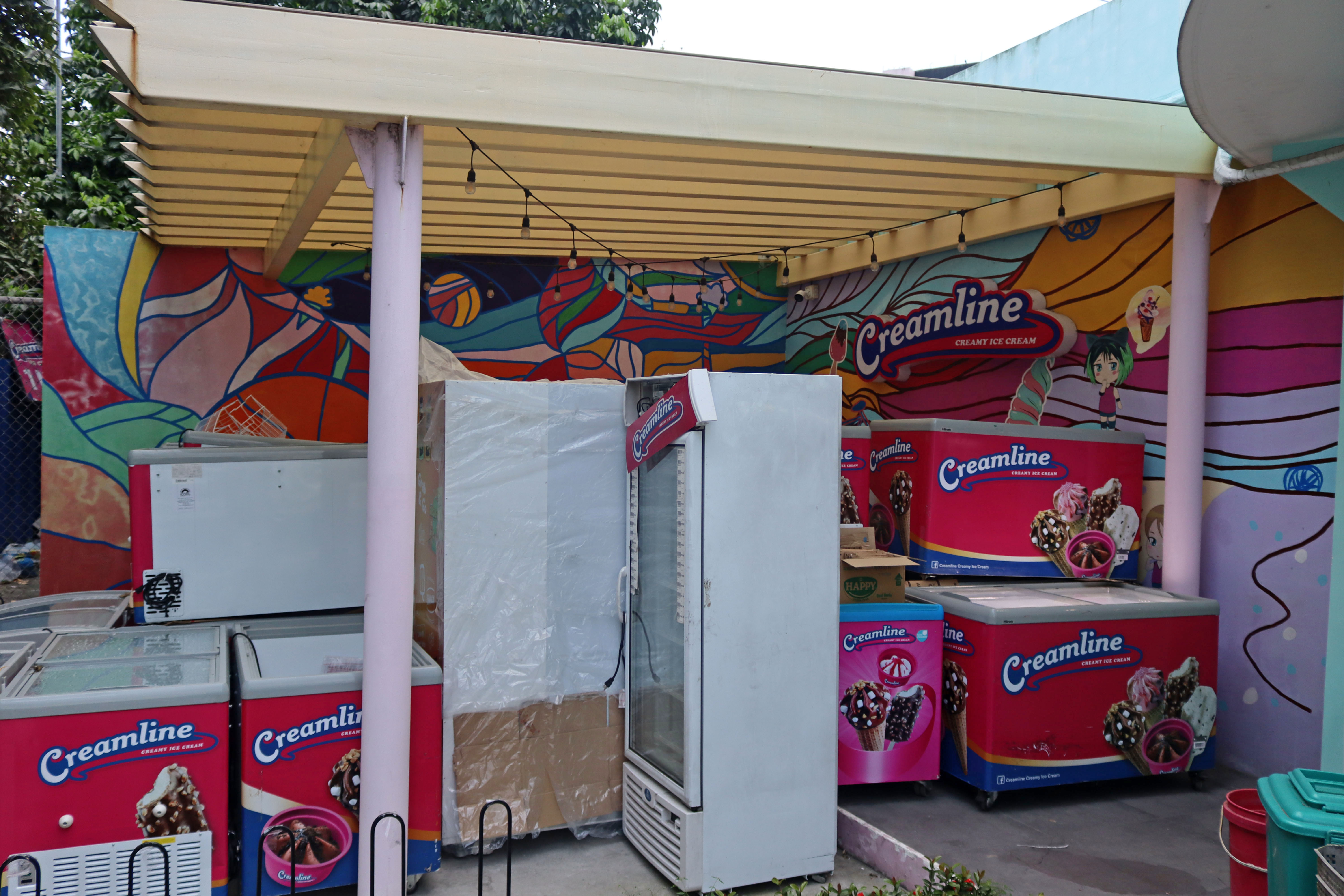 Creamline Creamy Ice Cream by Hannah Seuton | Street Art NSW