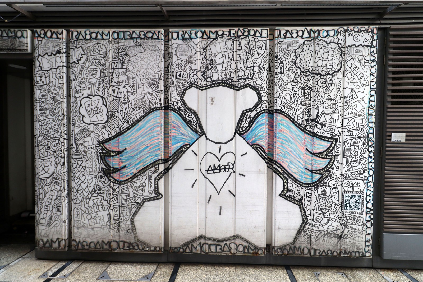 Amour | Street Art NSW
