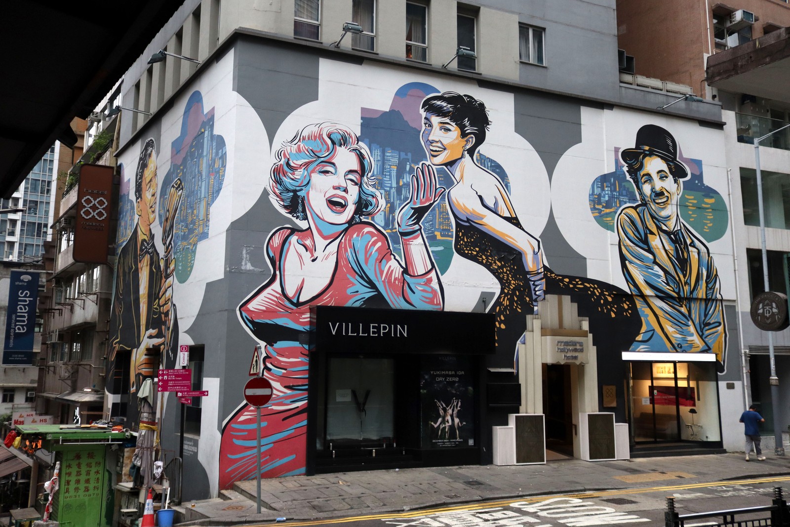 Hotel Madera Hollywood by Rob Sketcherman | Street Art NSW