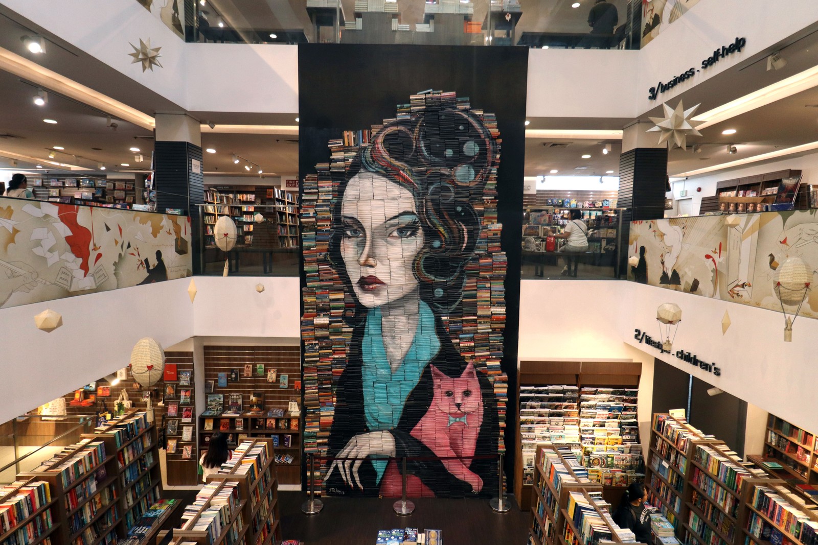 Discarded Romance by Mike Stilkey | Street Art NSW