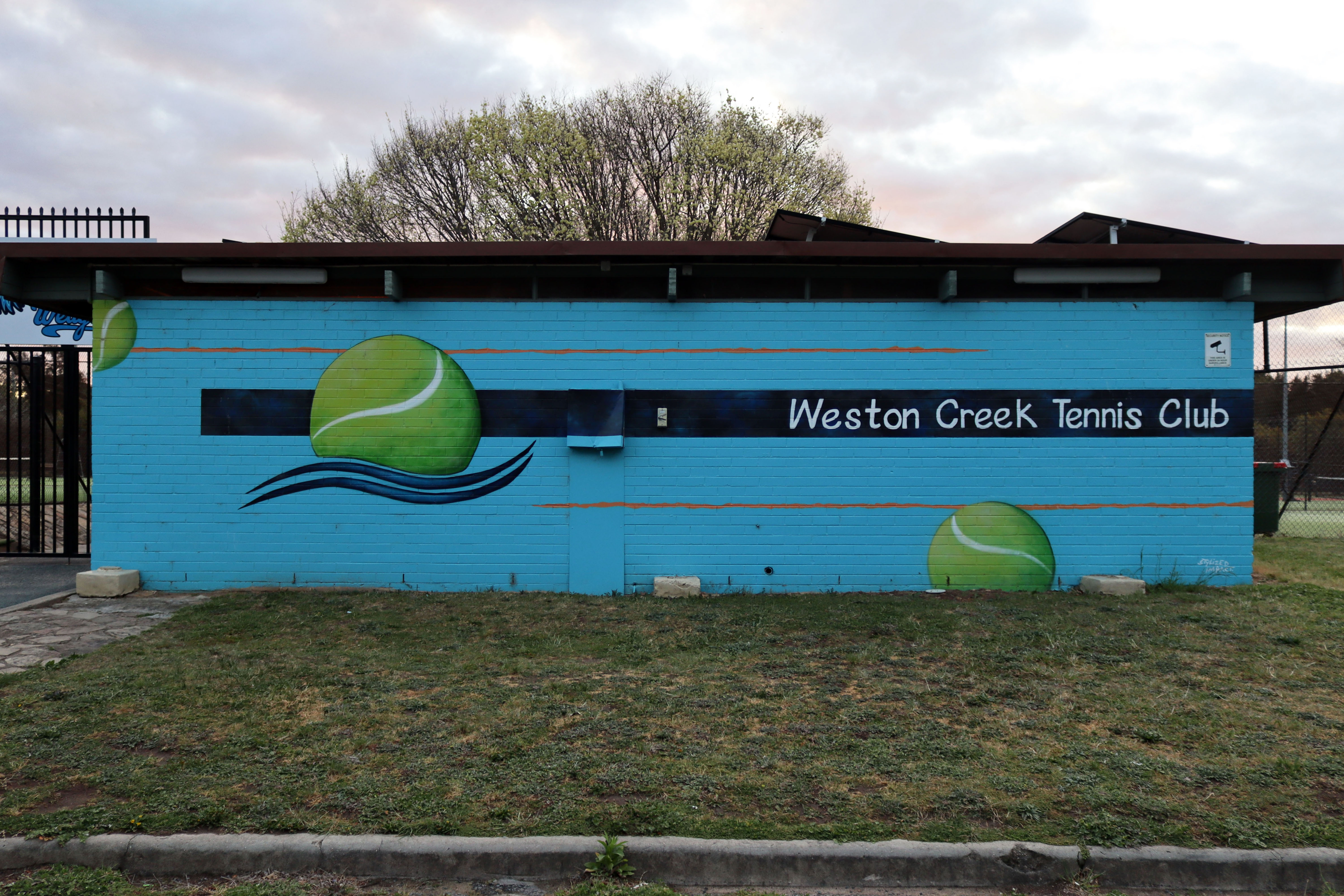 Weston Creek Tennis Club by Stylized Impact | Street Art NSW