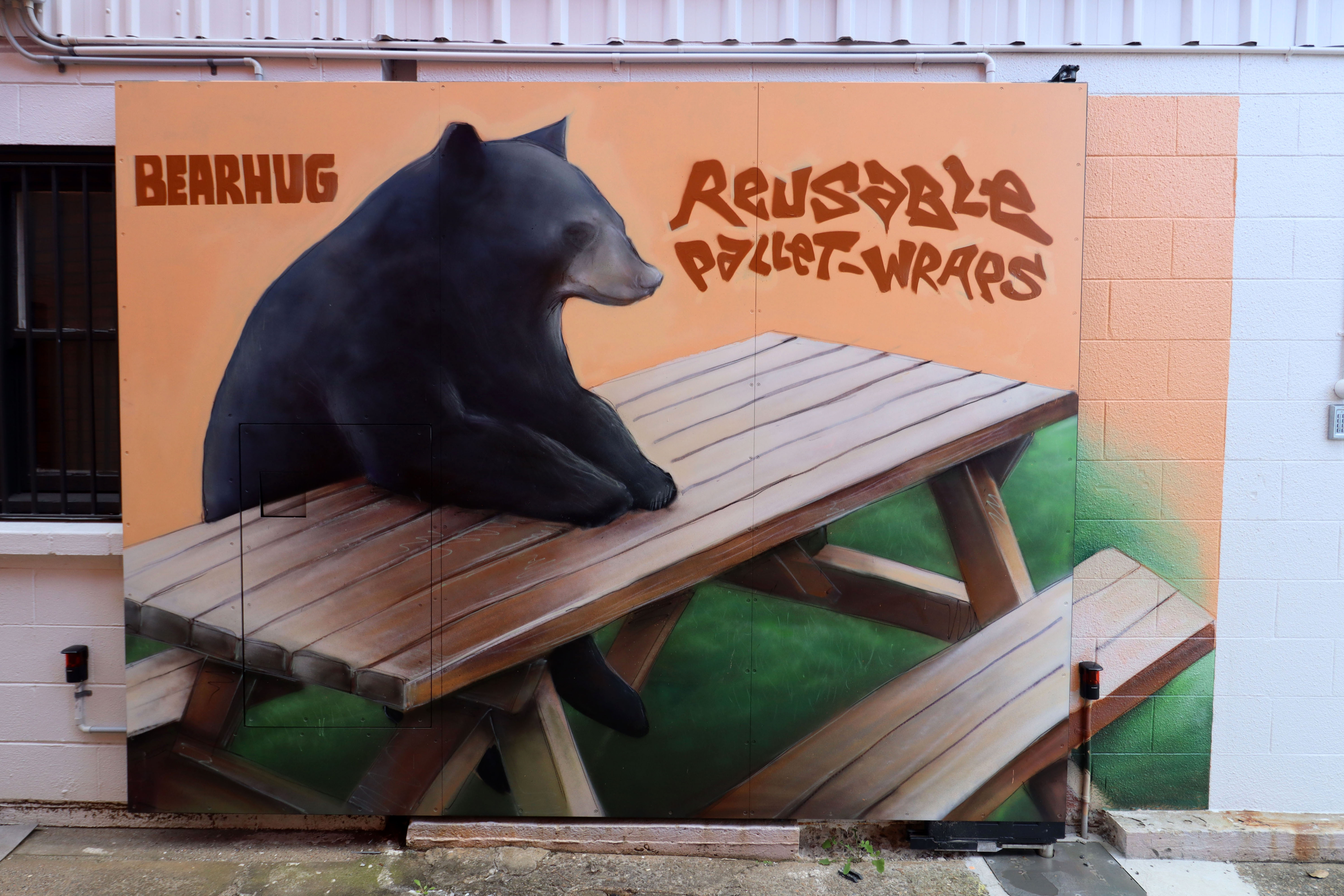 Bearhug by SOROE | Street Art NSW