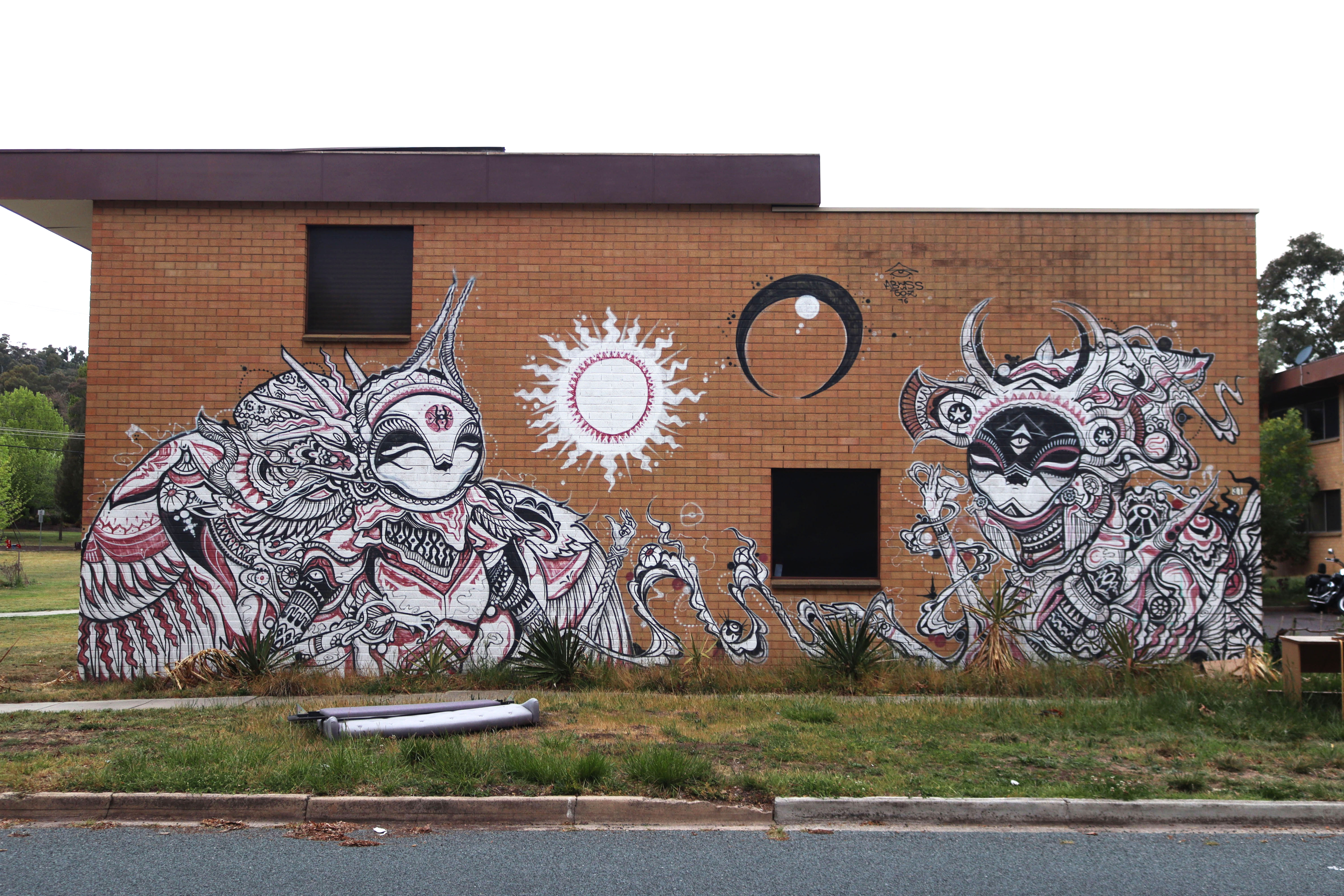 Sun & Moon by Abyss .607 | Street Art NSW