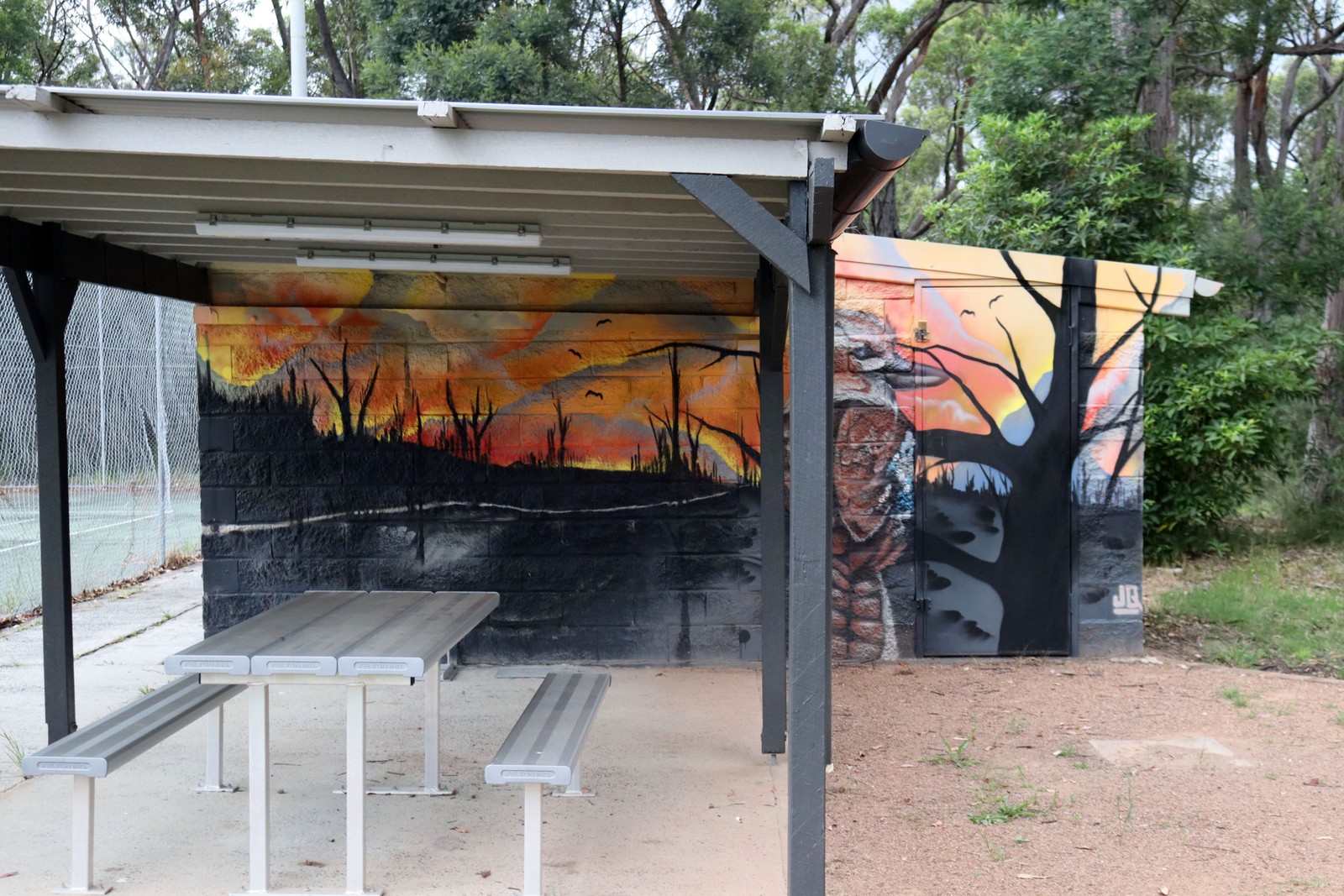 Untitled by Joe Quilter | Street Art NSW
