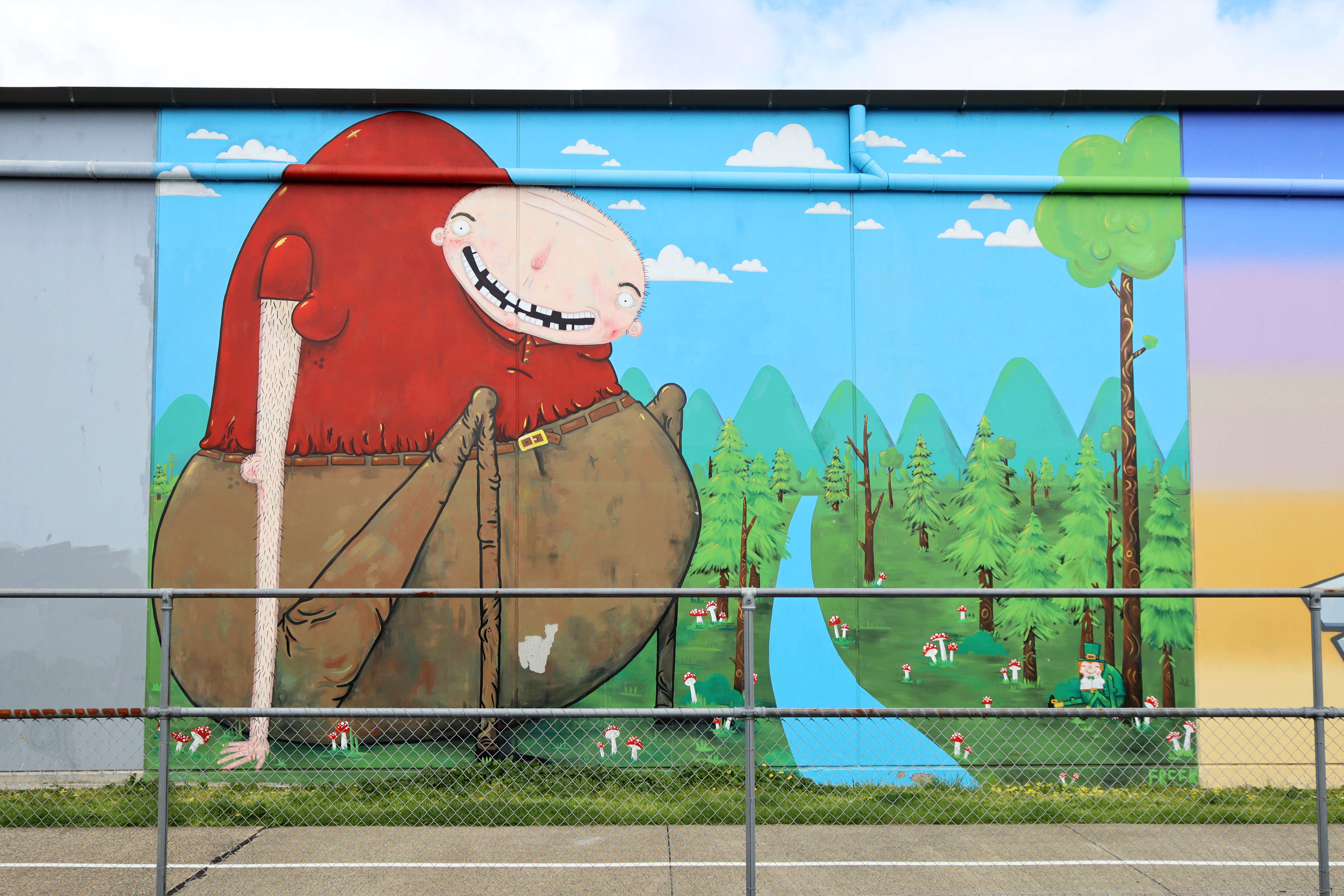 The Friendly Giant by Freekshow | Street Art NSW