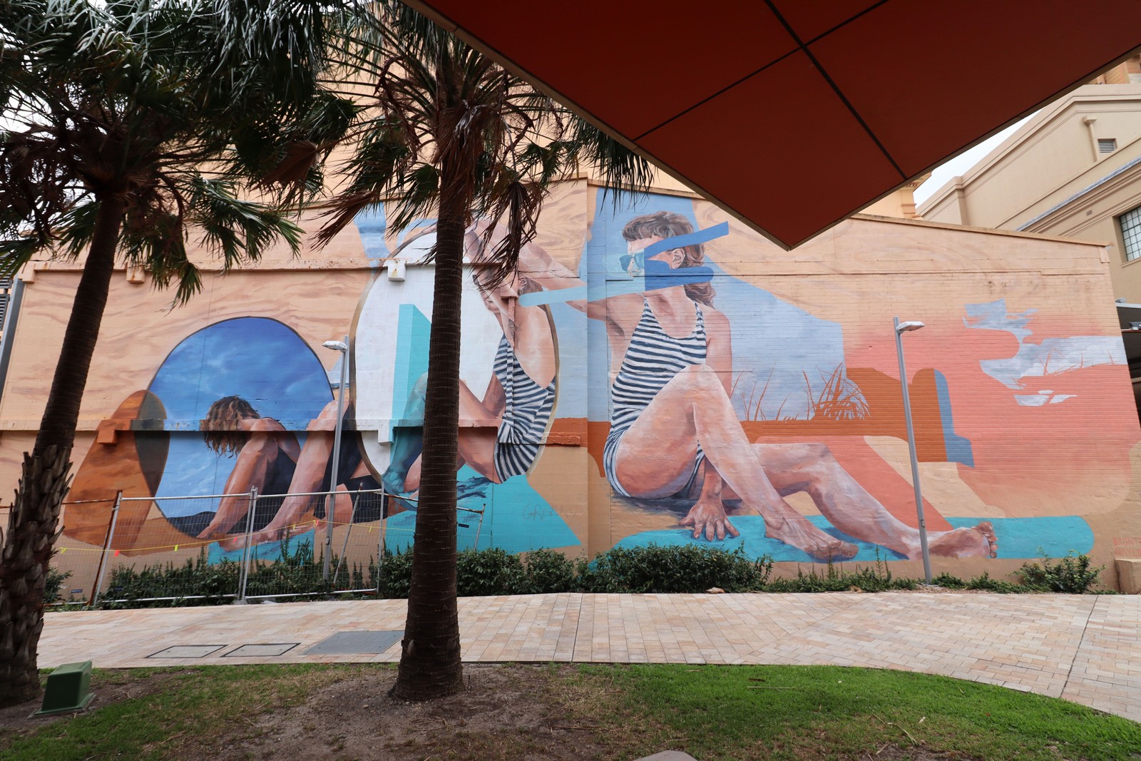 Mirror Ocean by Bronte Naylor | Street Art NSW