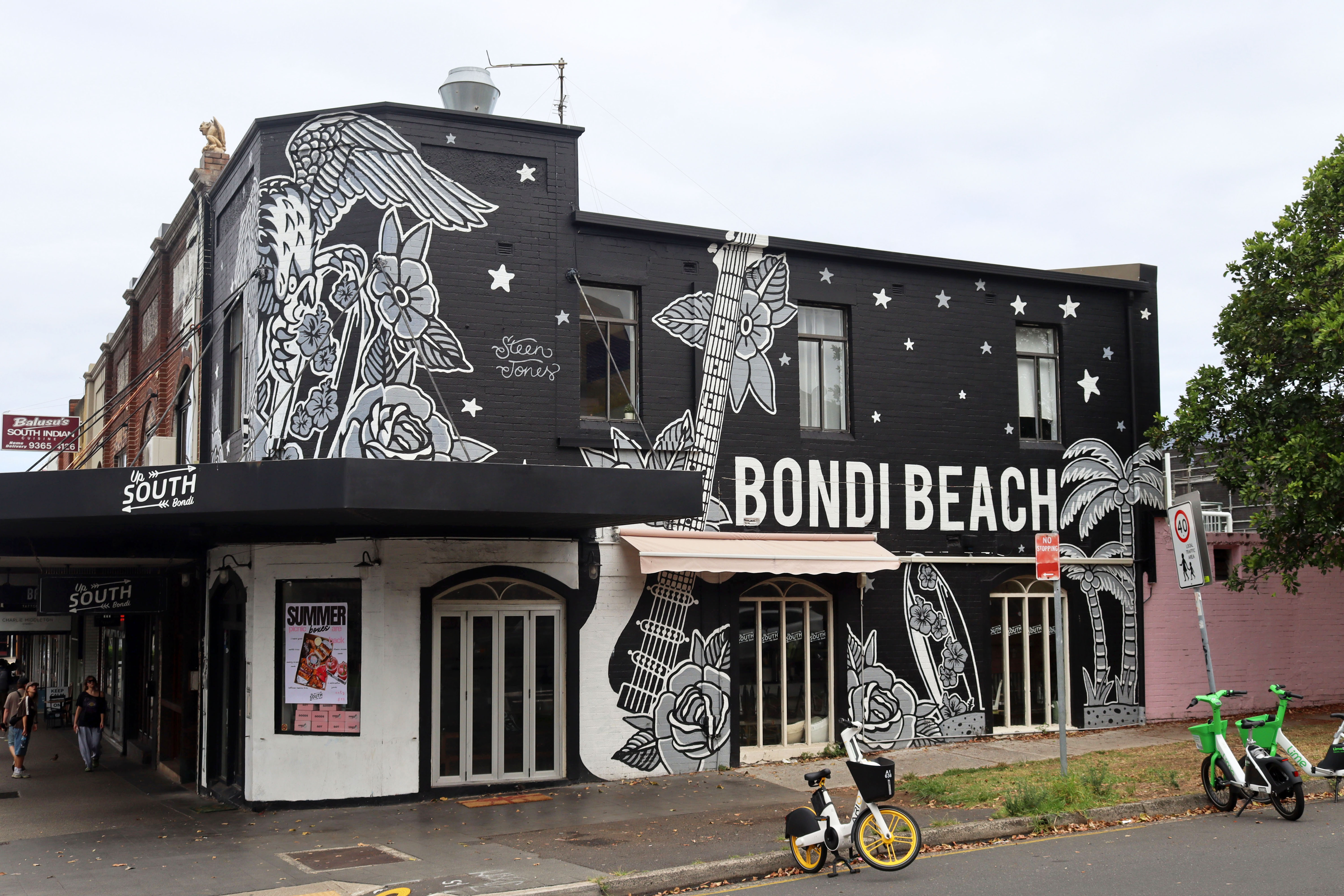 Bondi Beach by Steen Jones | Street Art NSW