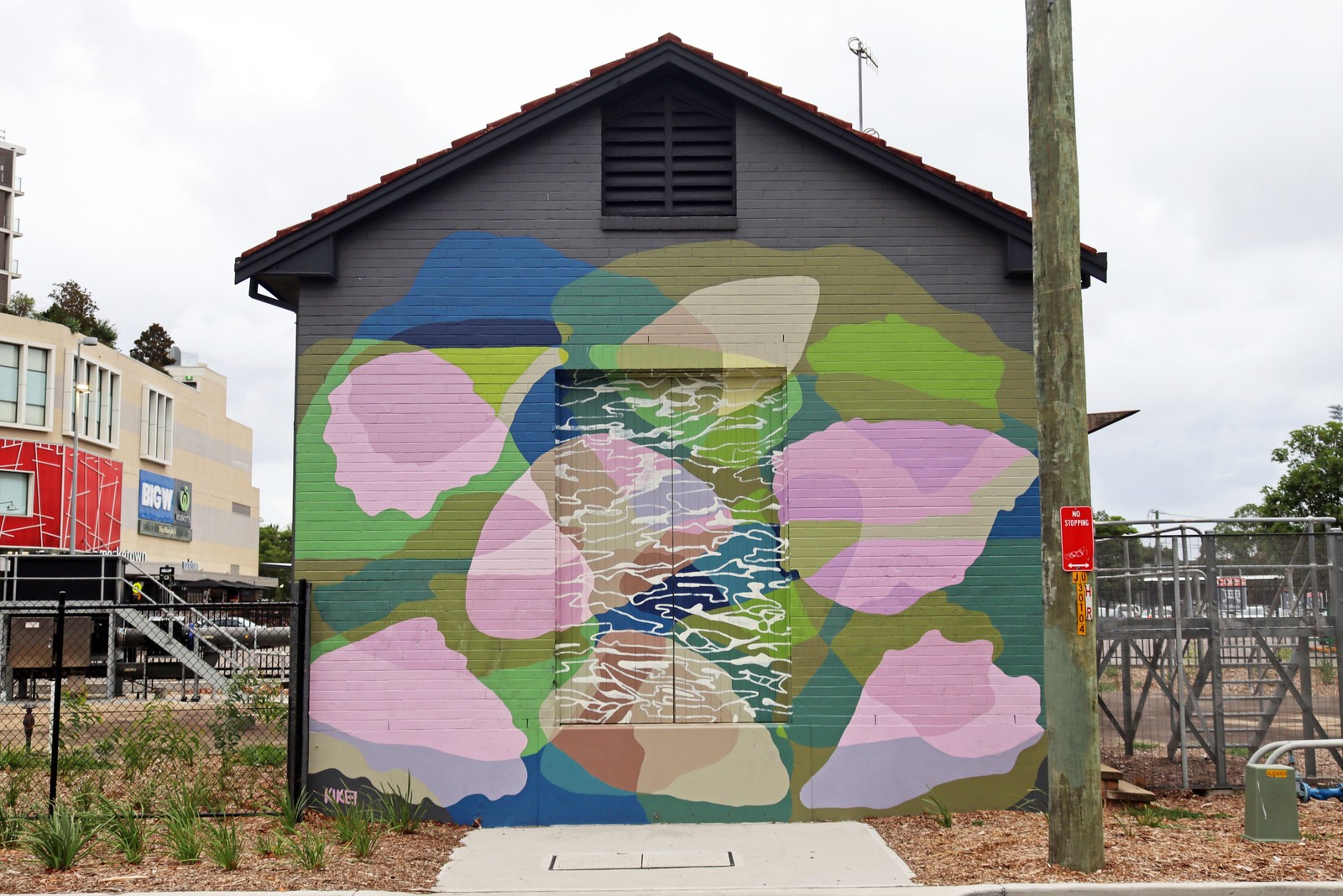 Untitled by Jasmine Miikika Craciun | Street Art NSW