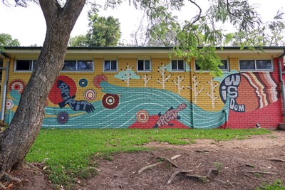 Motto Mural