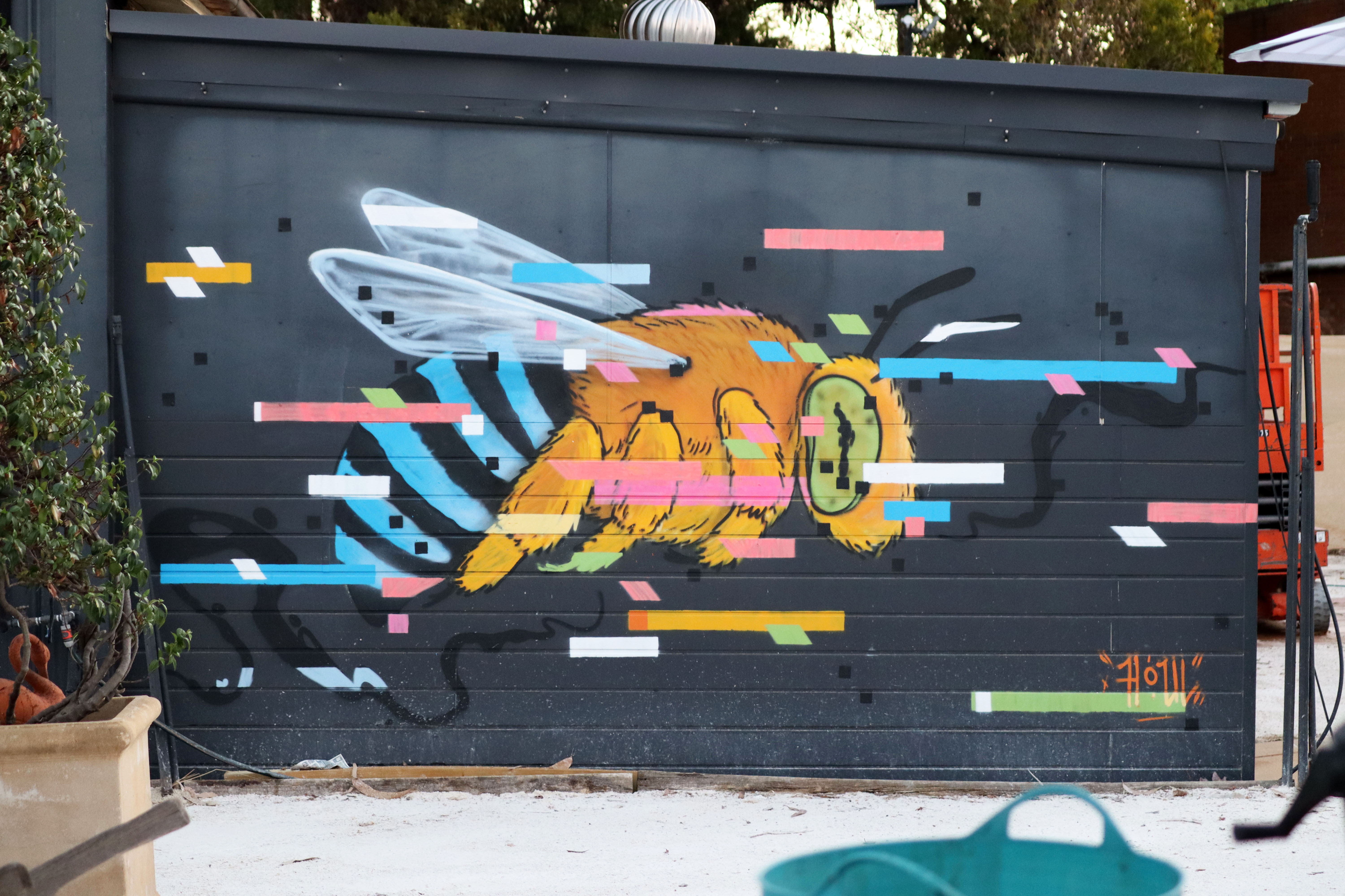 Untitled by Houl | Street Art NSW