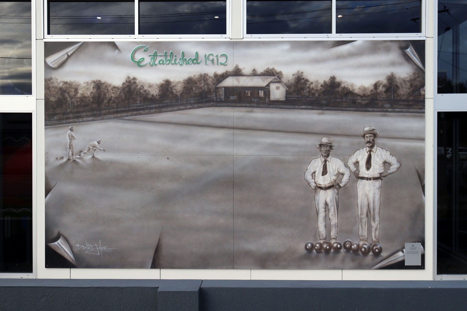 Kurri Kurri Lawn Bowls by Daniel Joyce | Street Art NSW