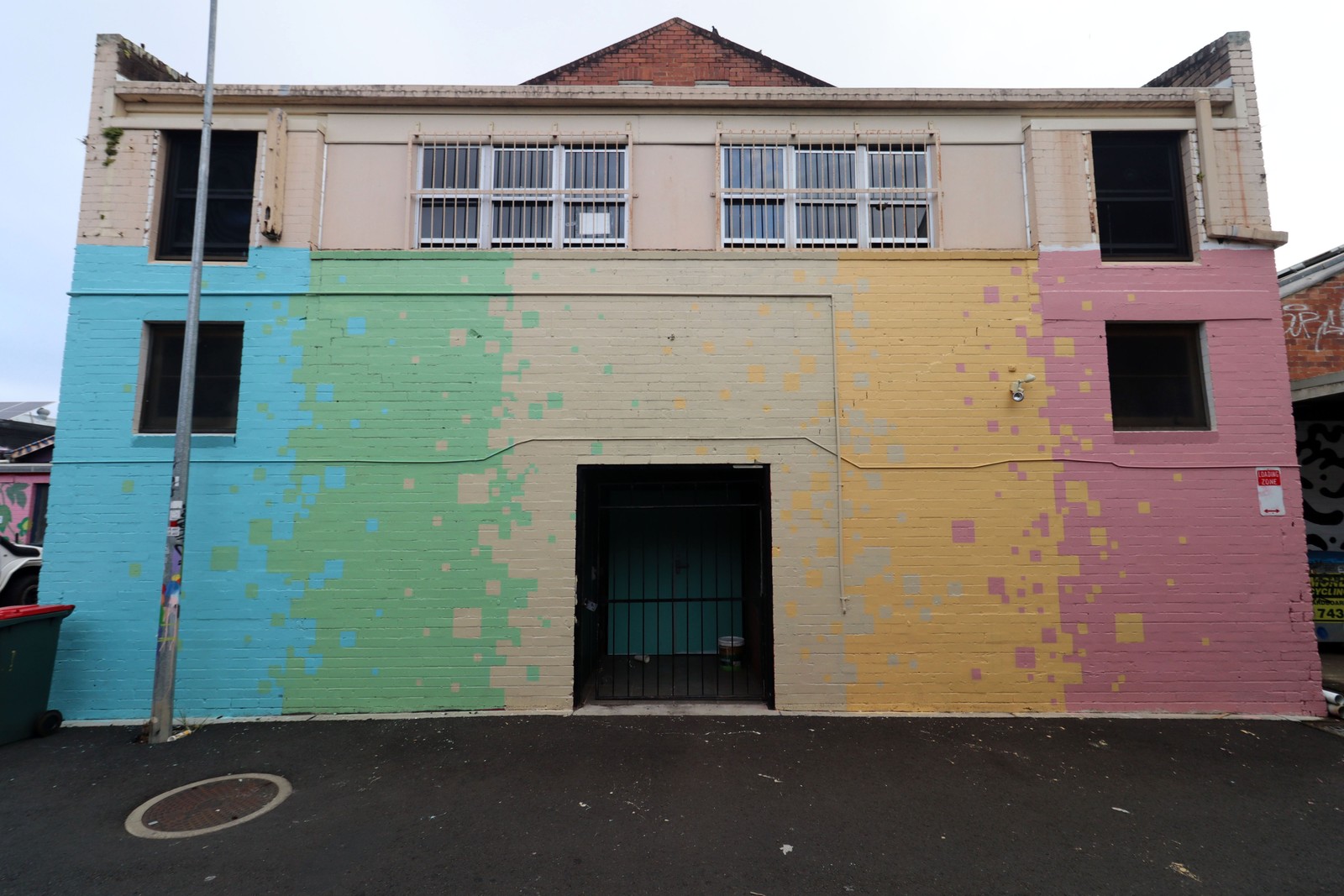 Untitled by Tim Fry | Street Art NSW