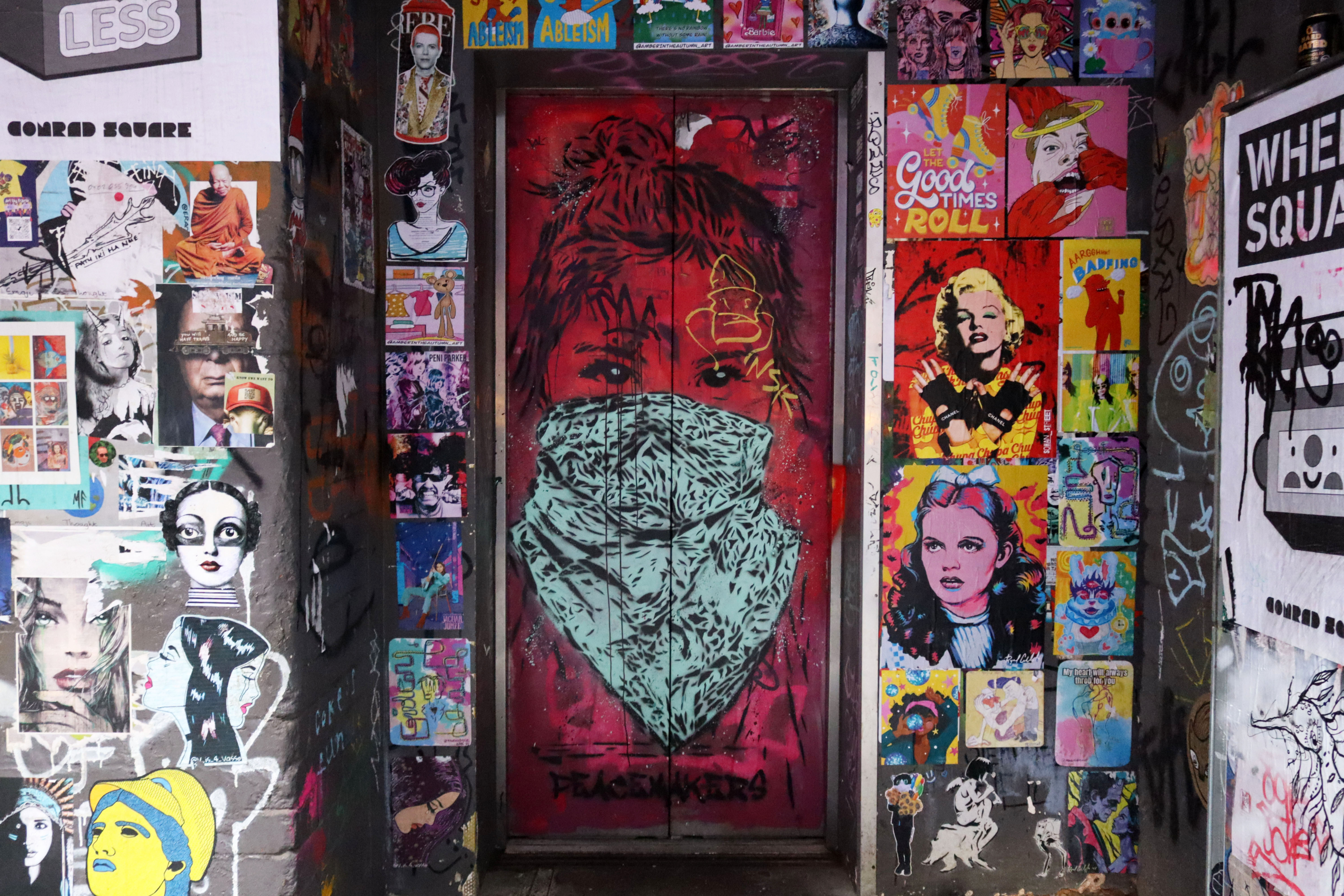Peacemakers Elevator by Valé Stencil | Street Art NSW