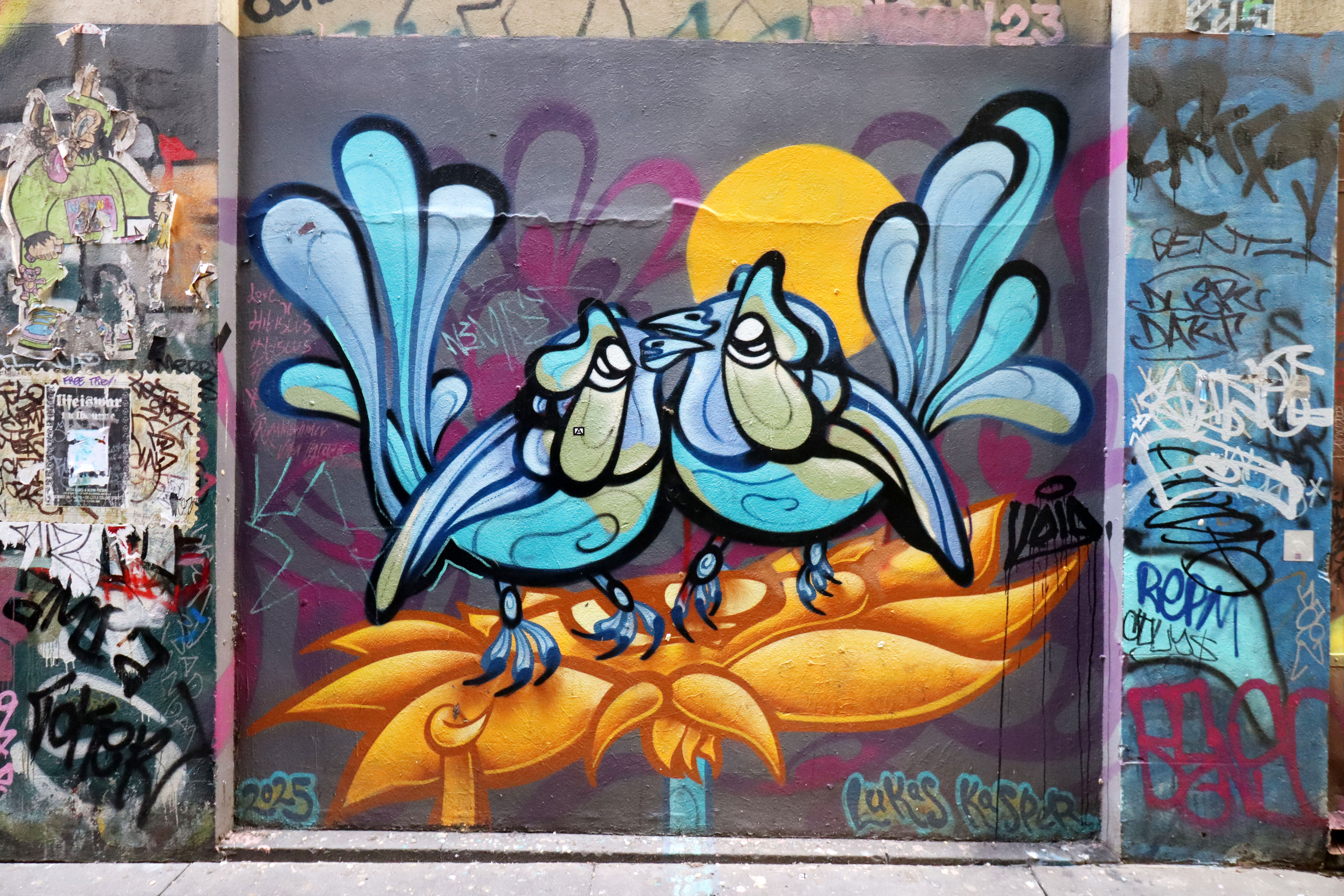 Lover Birds by Lukas Kasper | Street Art NSW