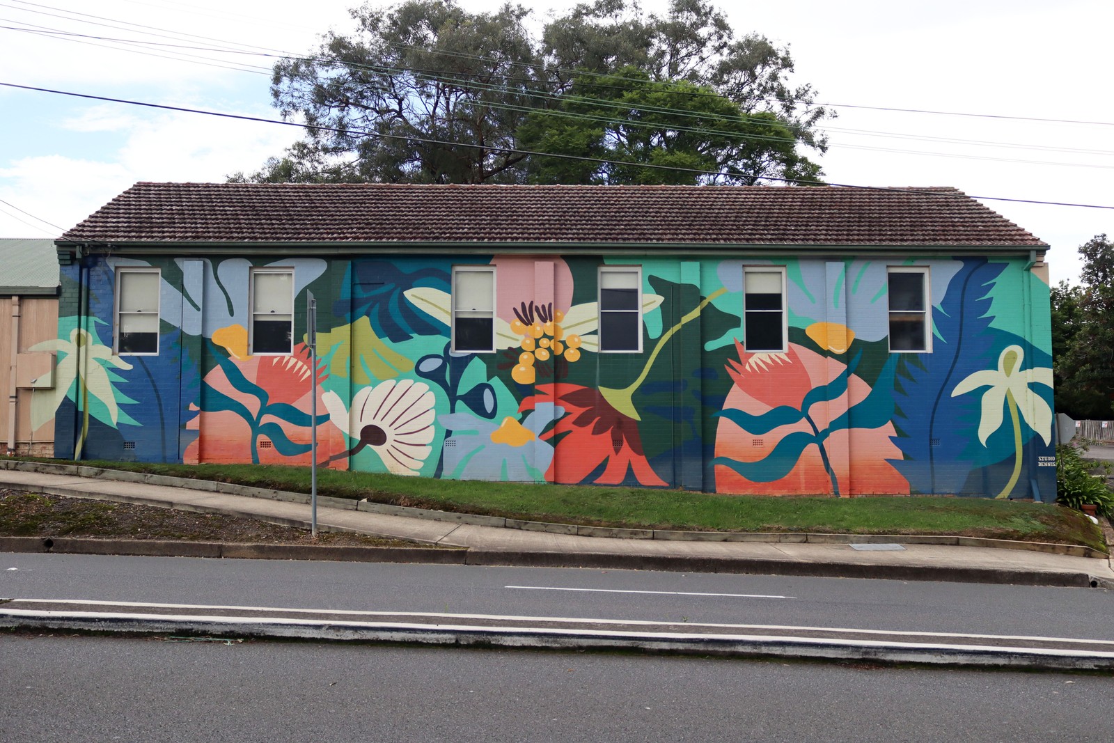 Thornleigh Baptist Church by Studio Dennis | Street Art NSW